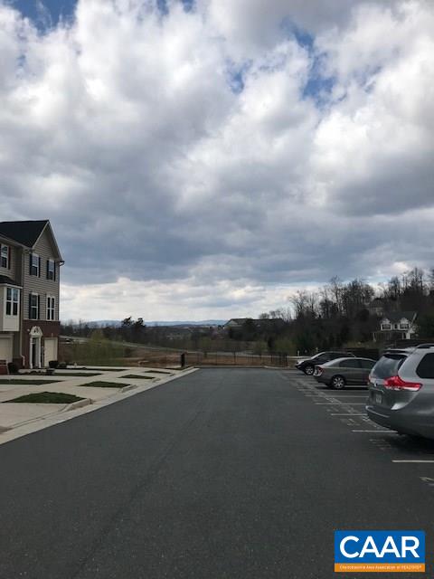 2166 WHISPERING HOLLOW LN