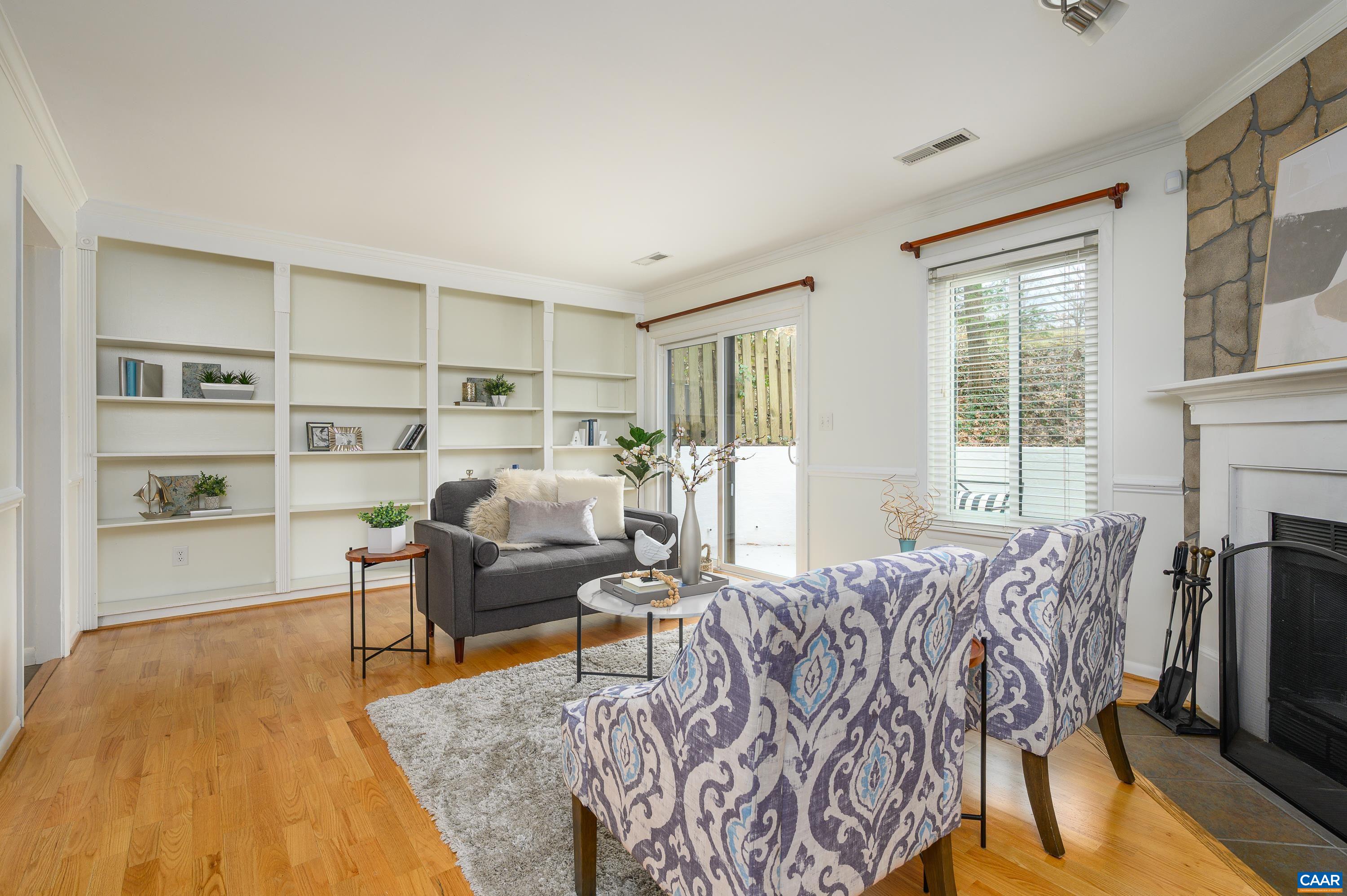 1207 CHATHAM RDG