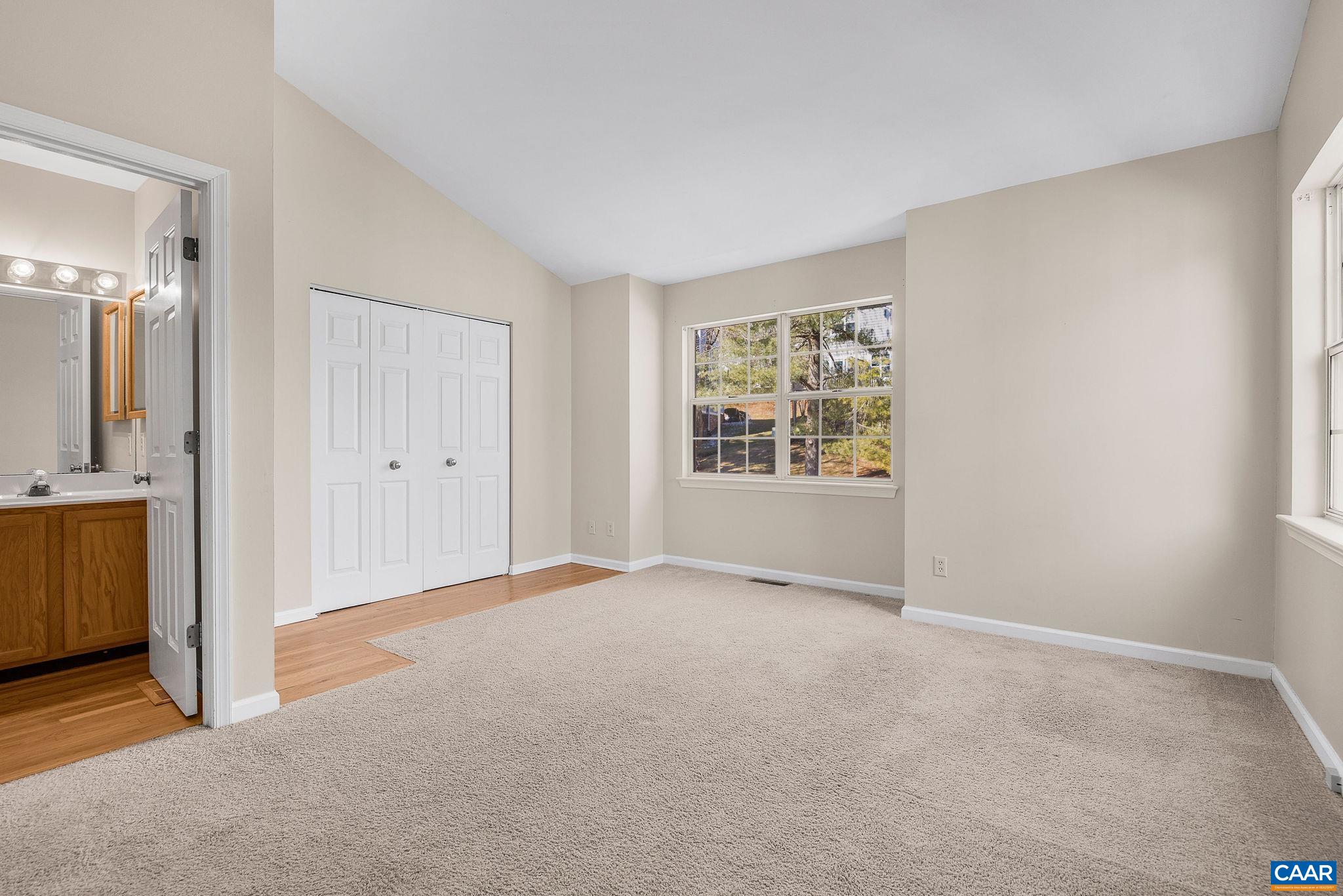 431 MAPLE VIEW CT
