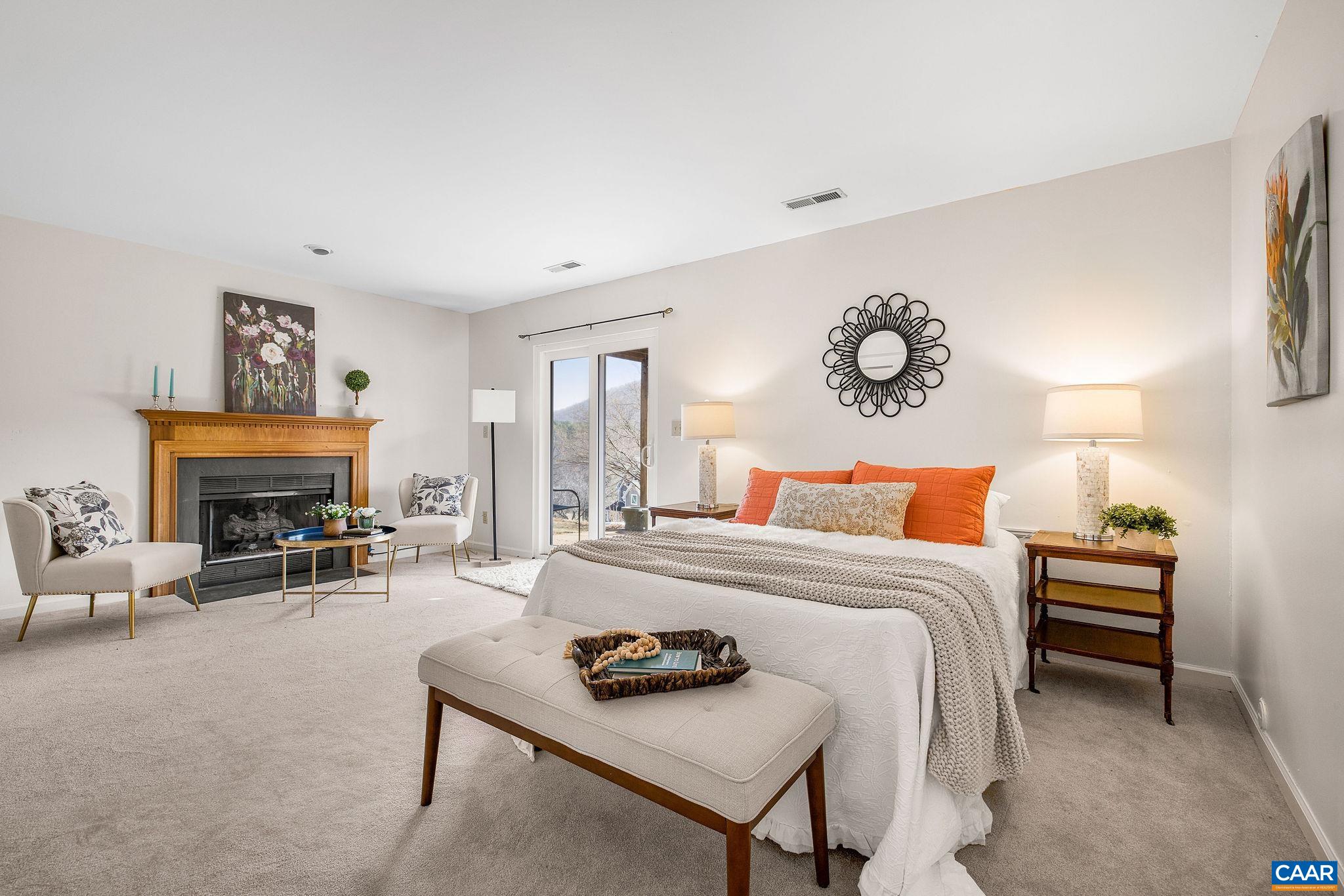 431 MAPLE VIEW CT