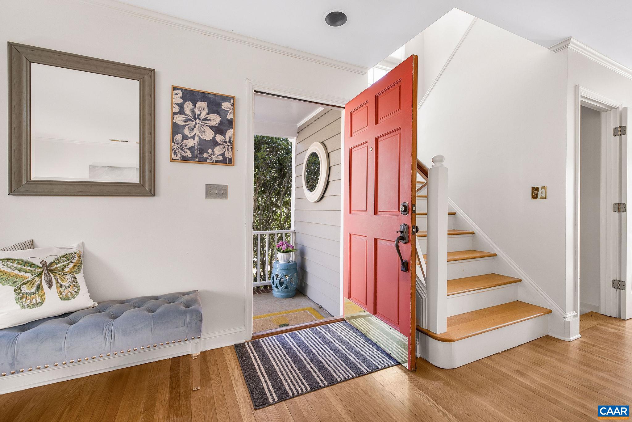 431 MAPLE VIEW CT