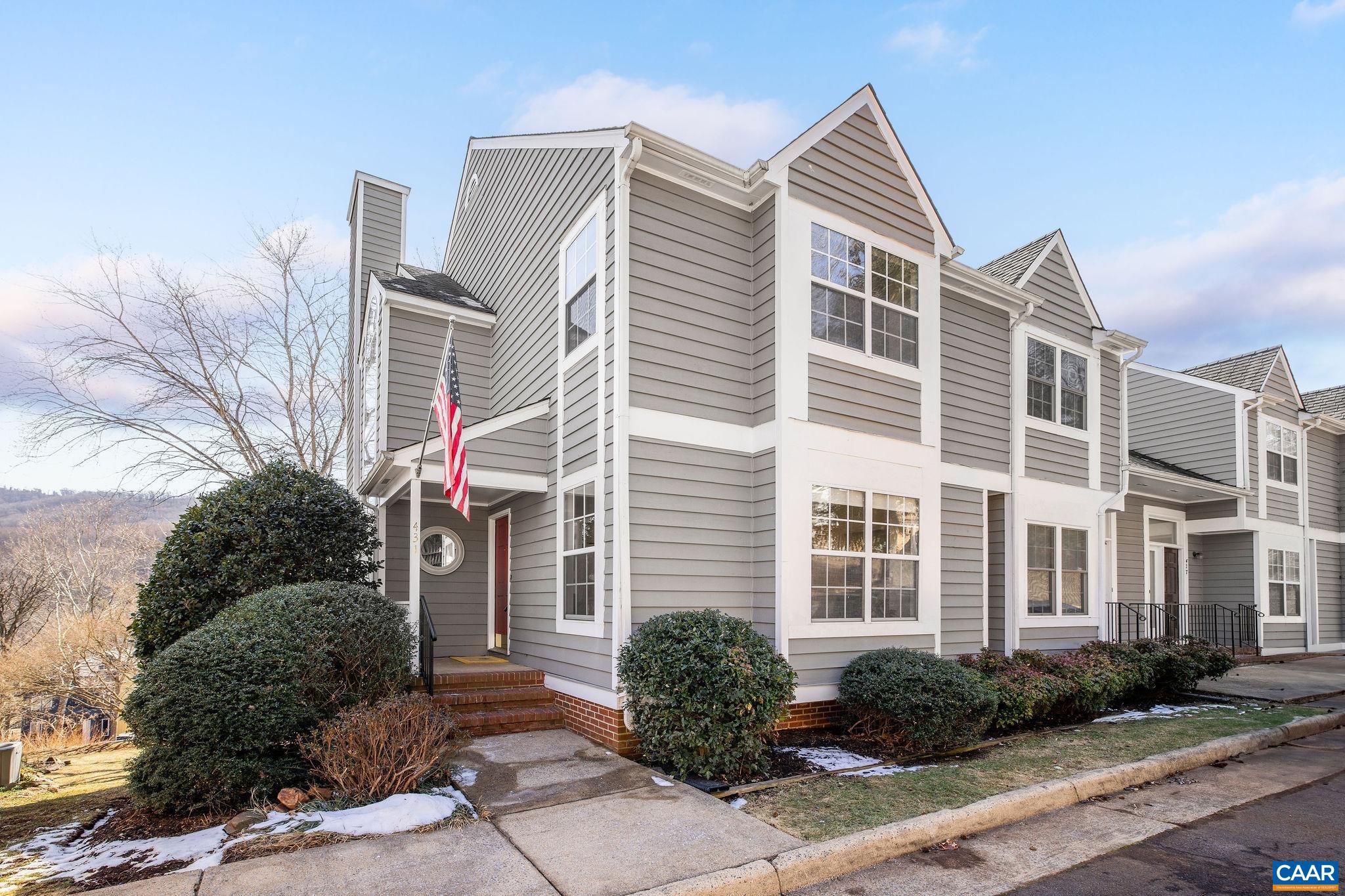431 MAPLE VIEW CT