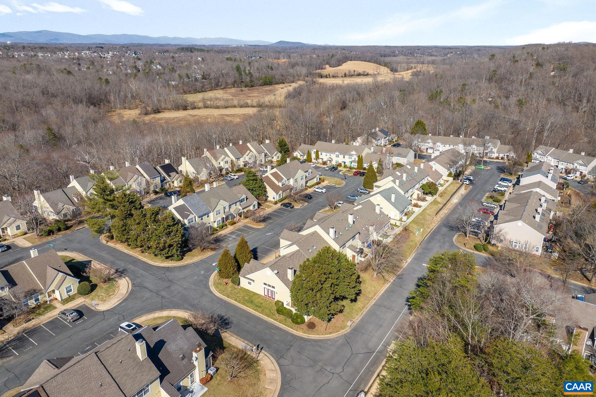 1335 LE PARC TER