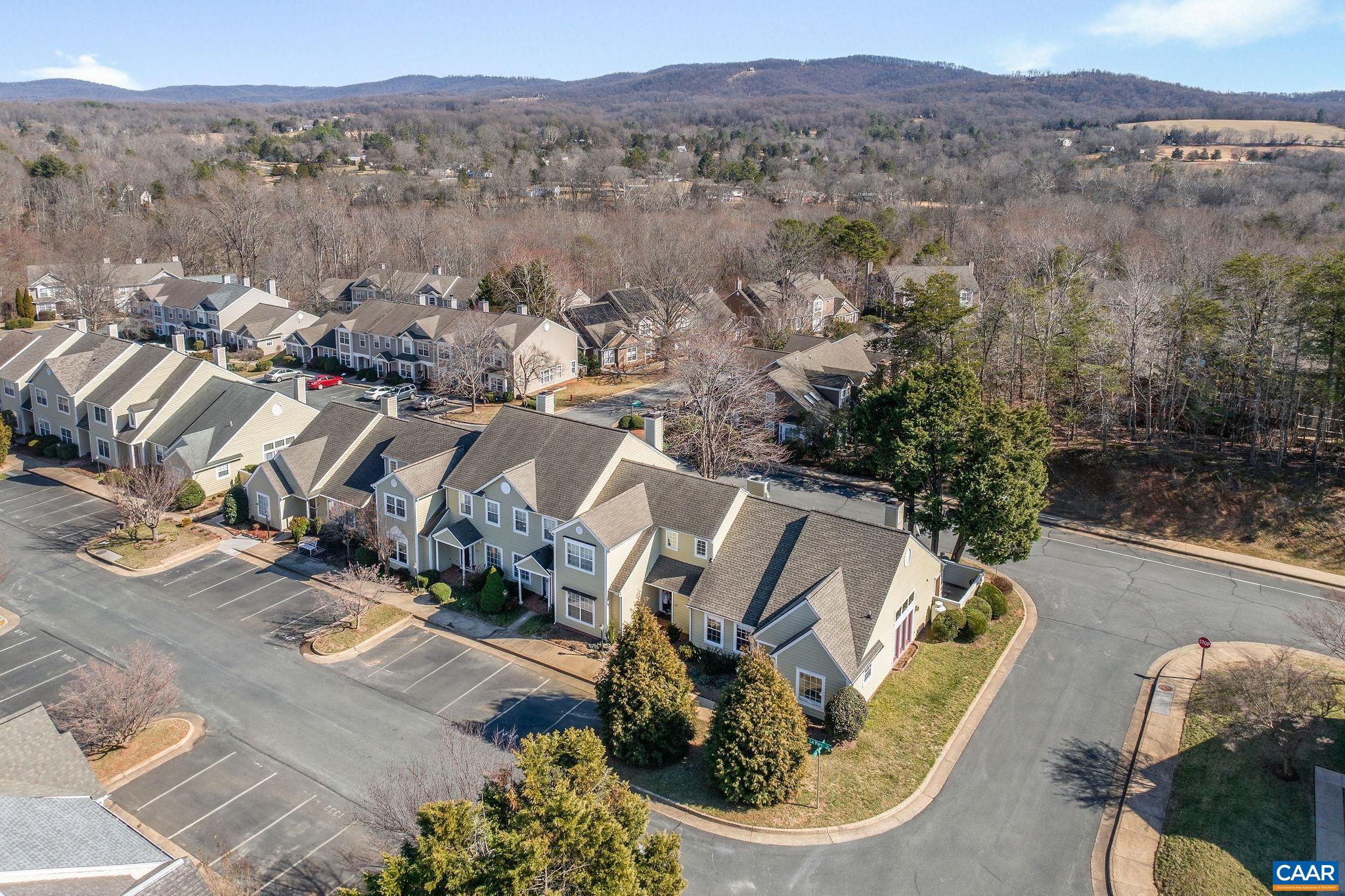 1335 LE PARC TER
