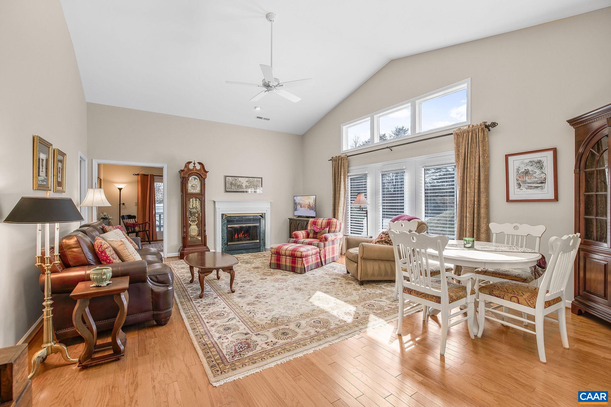 1335 LE PARC TER