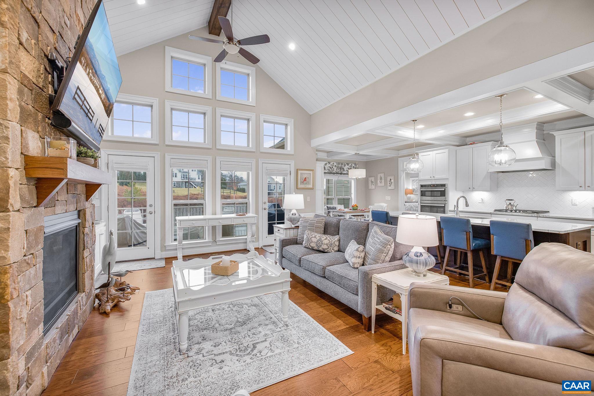 431 FENTON CT