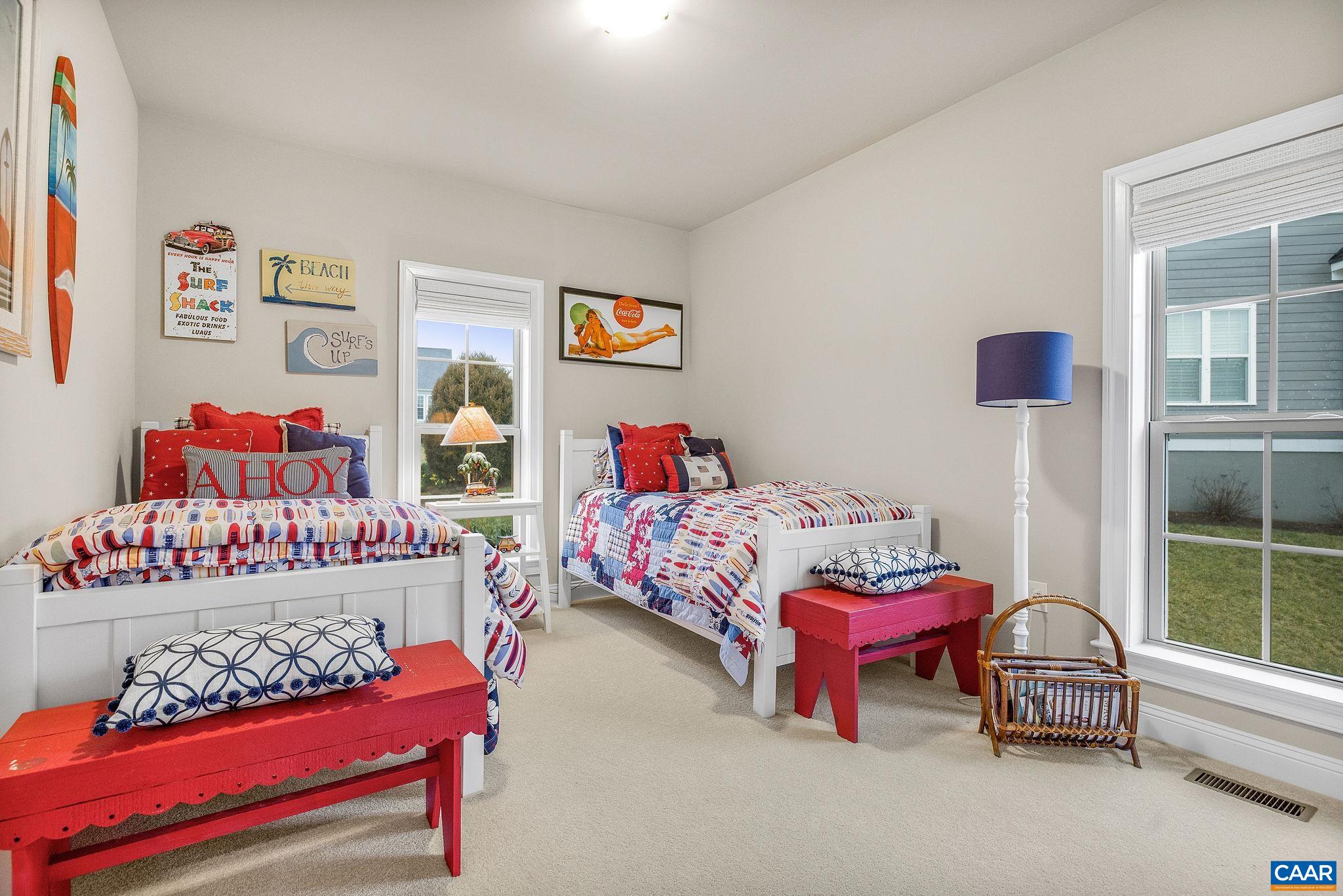 431 FENTON CT