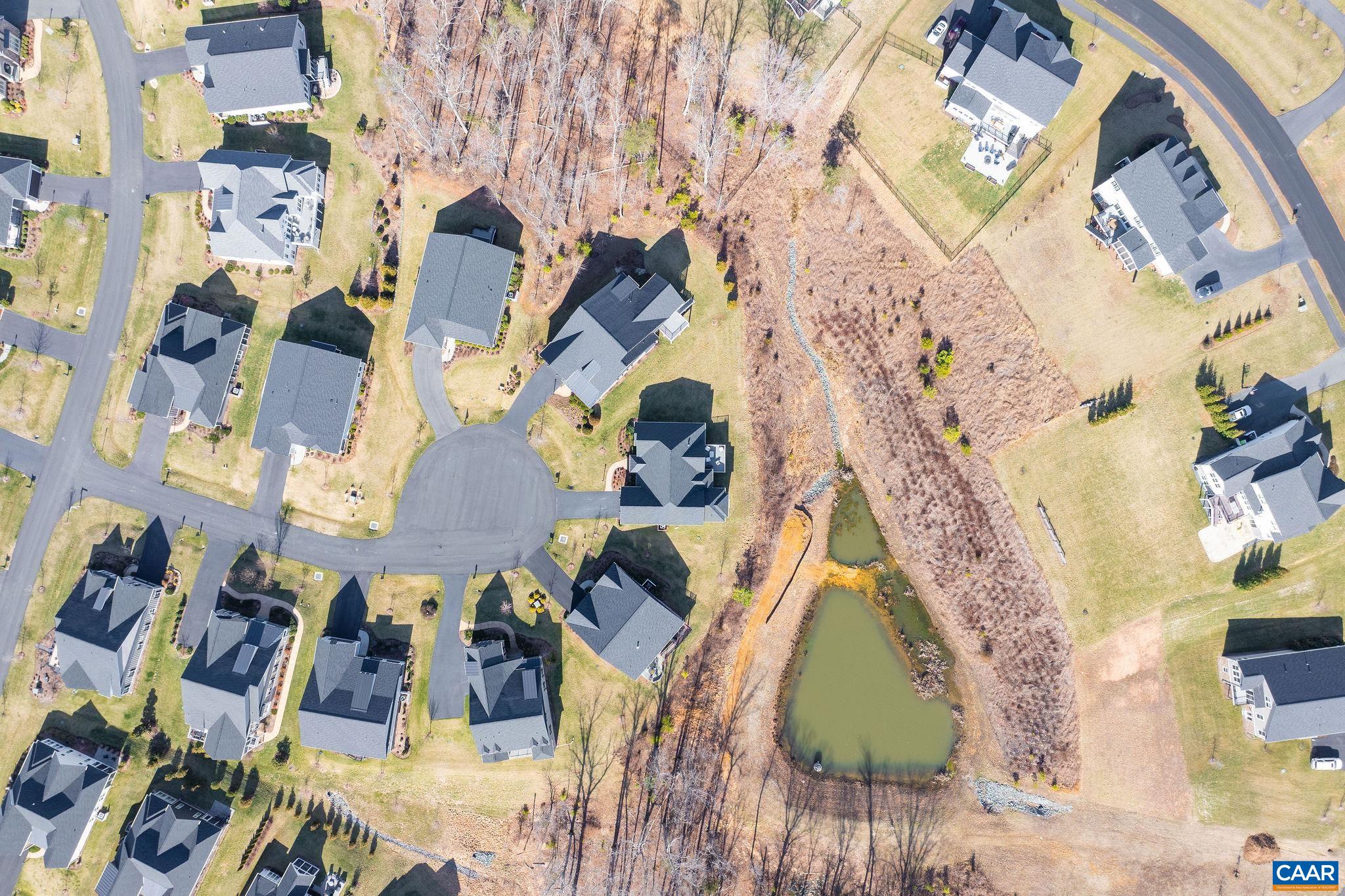 431 FENTON CT
