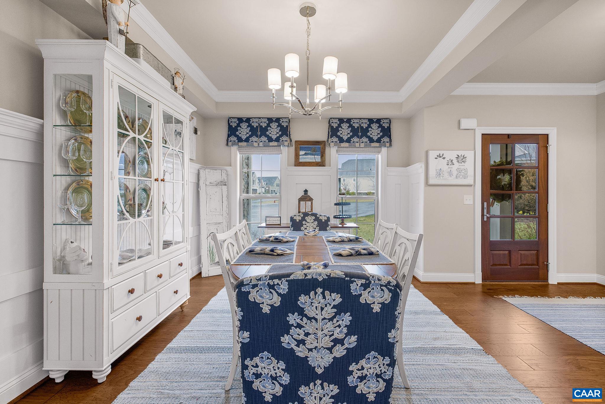 431 FENTON CT