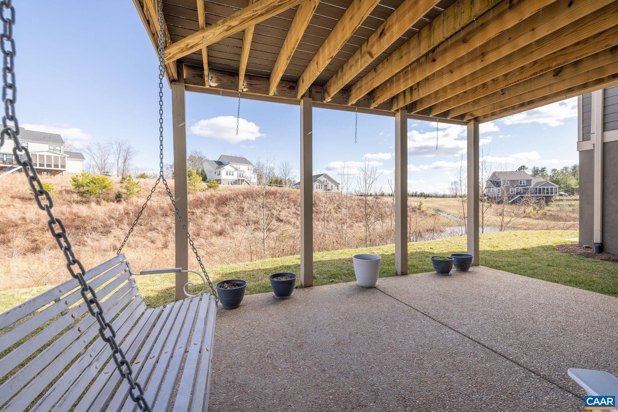 431 FENTON CT