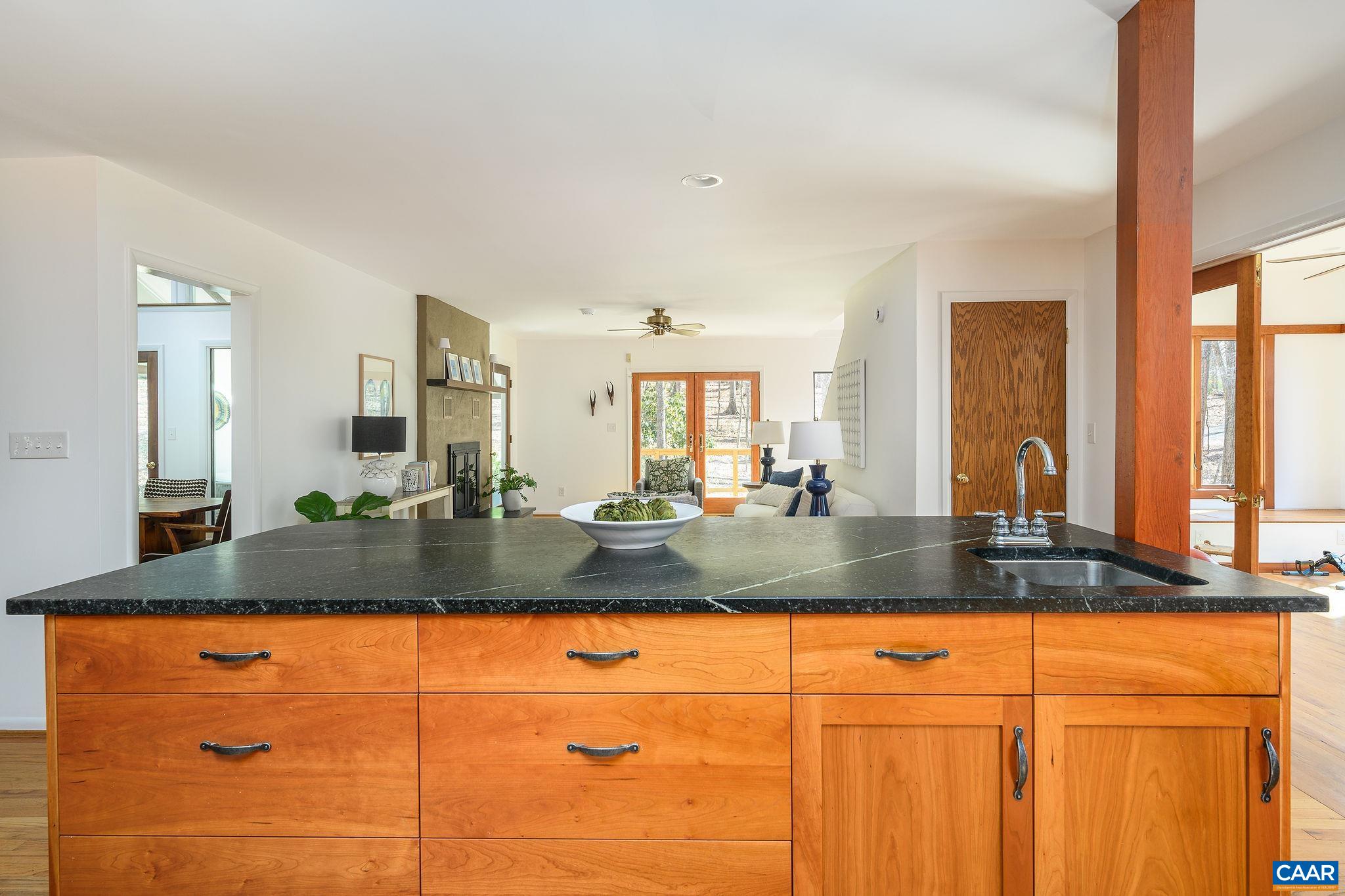 2664 CARDINAL RIDGE RD