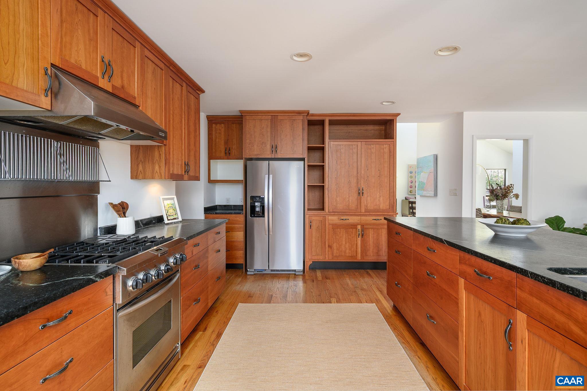 2664 CARDINAL RIDGE RD