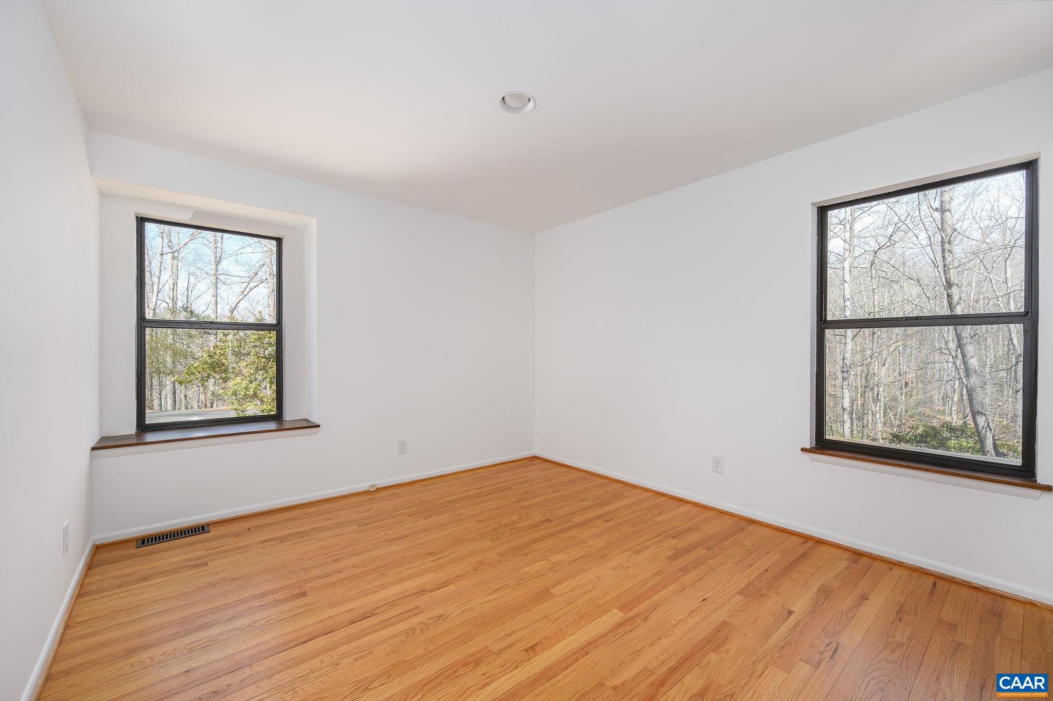 2664 CARDINAL RIDGE RD