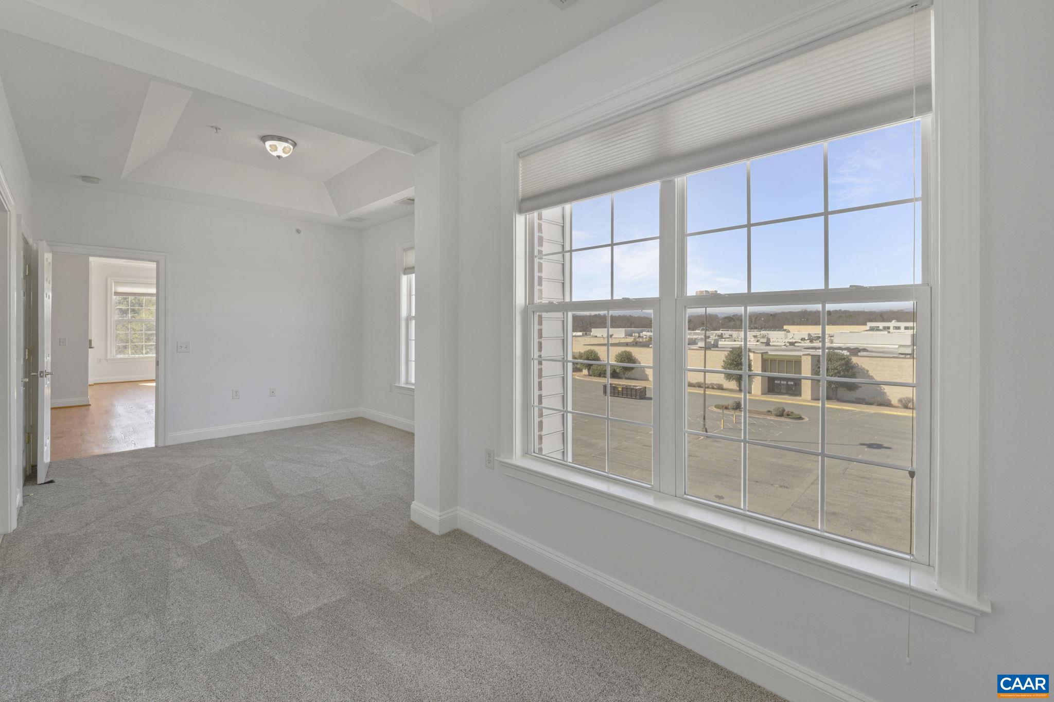1051 GLENWOOD STATION LN Unit: 405
