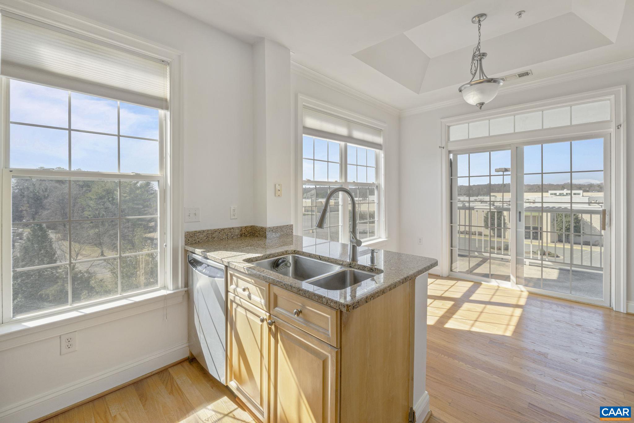 1051 GLENWOOD STATION LN Unit: 405