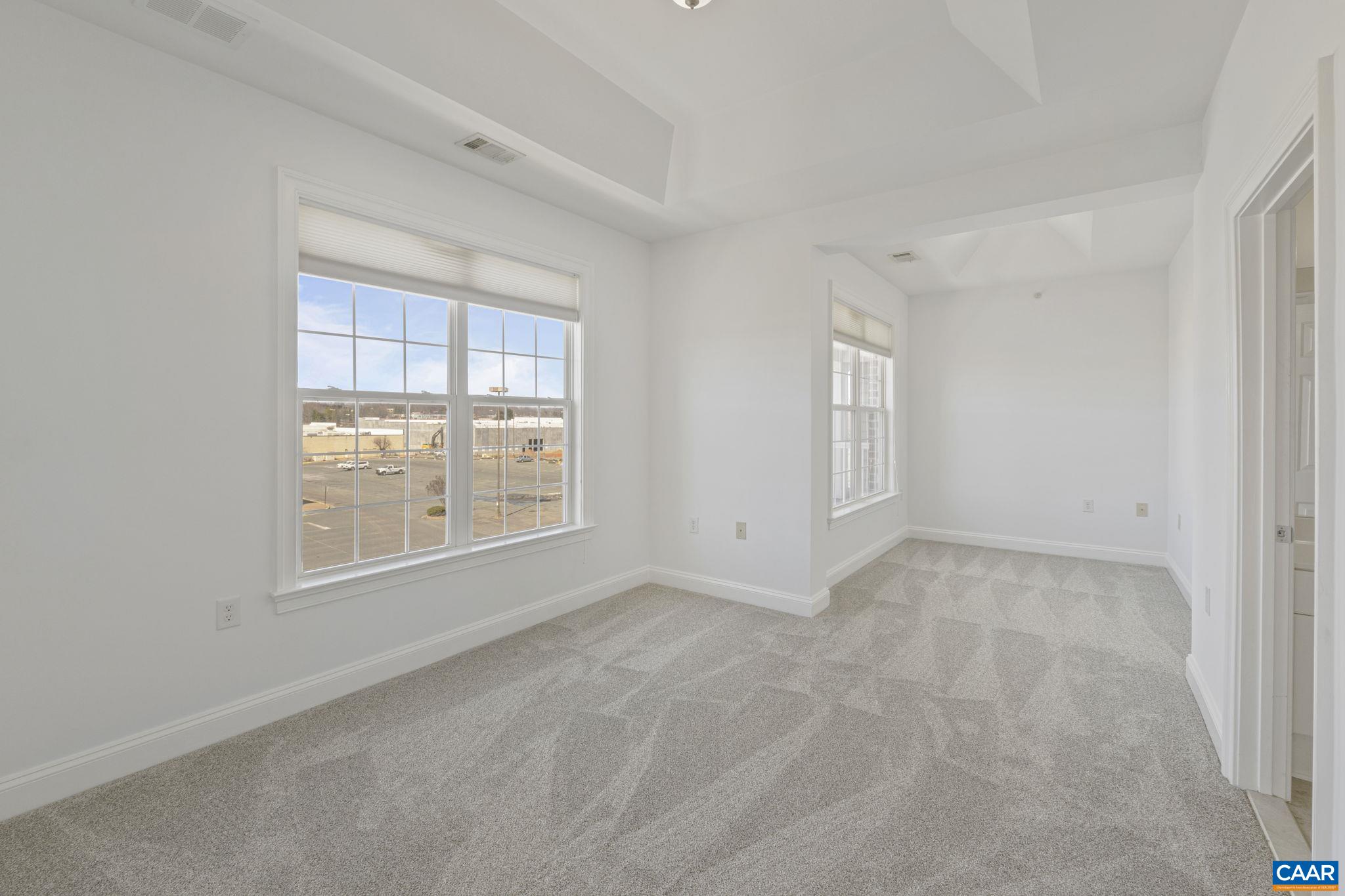1051 GLENWOOD STATION LN Unit: 405