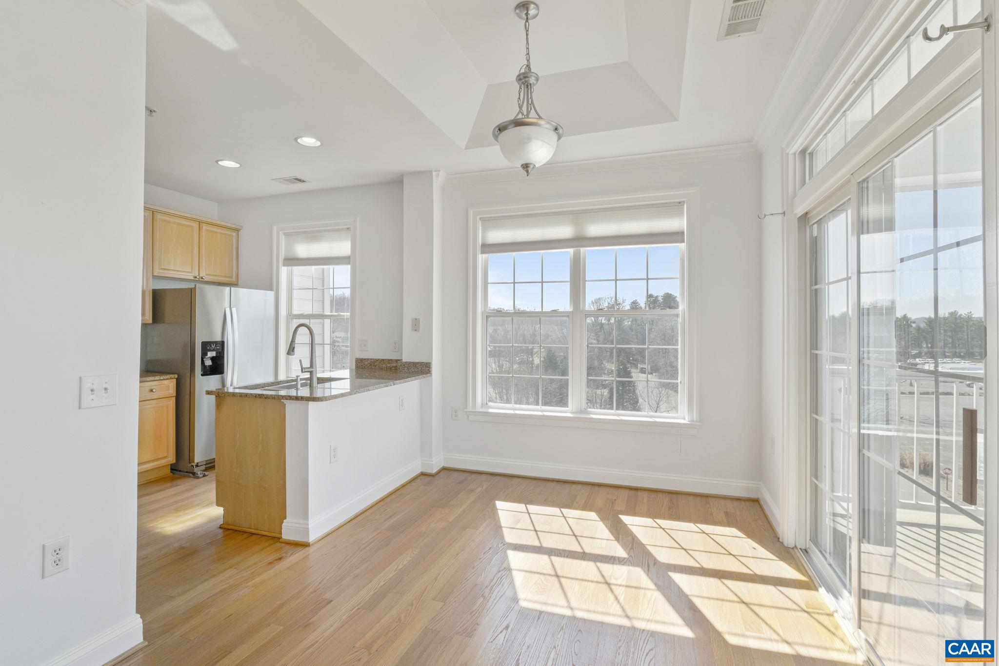 1051 GLENWOOD STATION LN Unit: 405