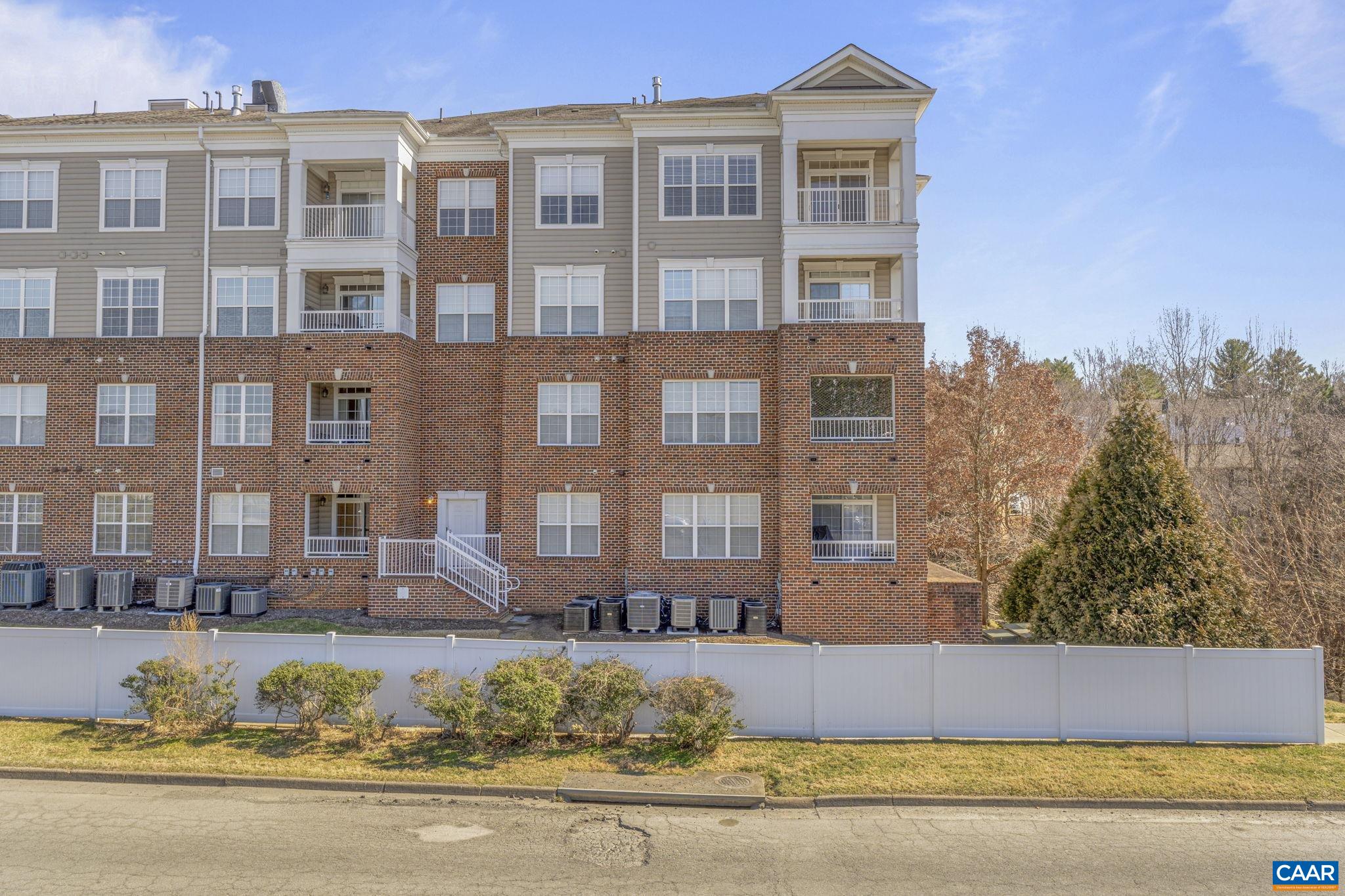 1051 GLENWOOD STATION LN Unit: 405
