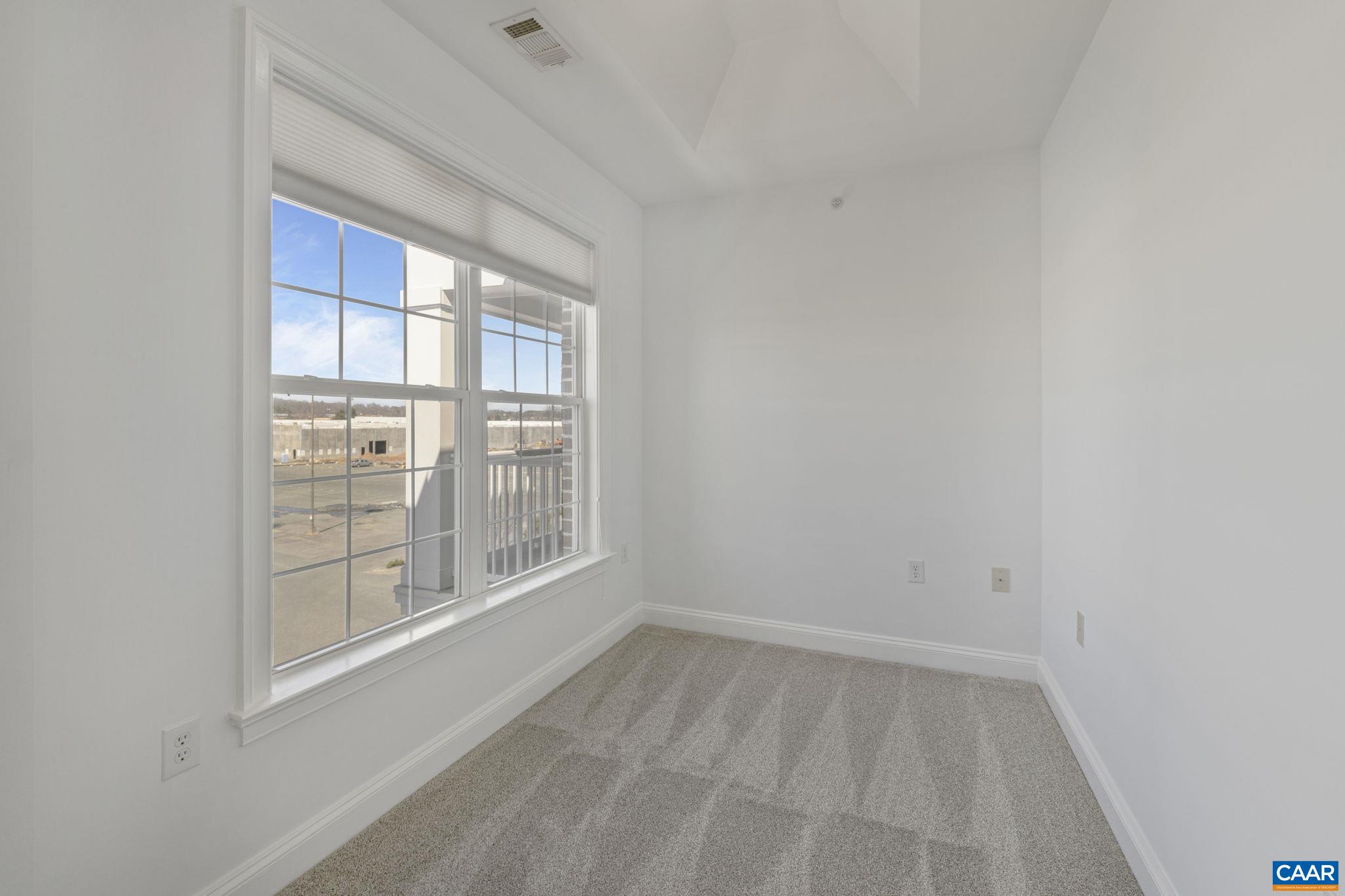 1051 GLENWOOD STATION LN Unit: 405