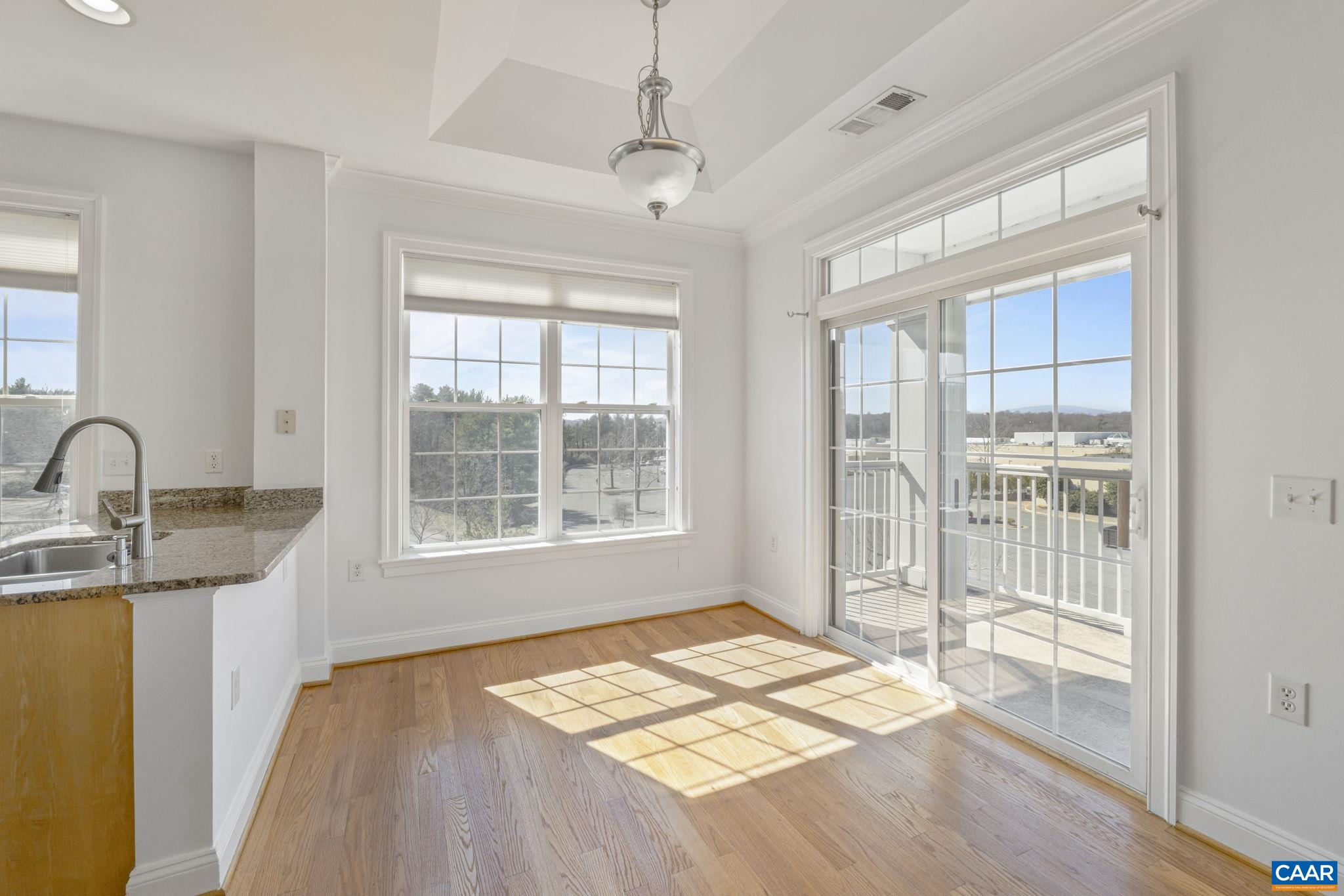 1051 GLENWOOD STATION LN Unit: 405