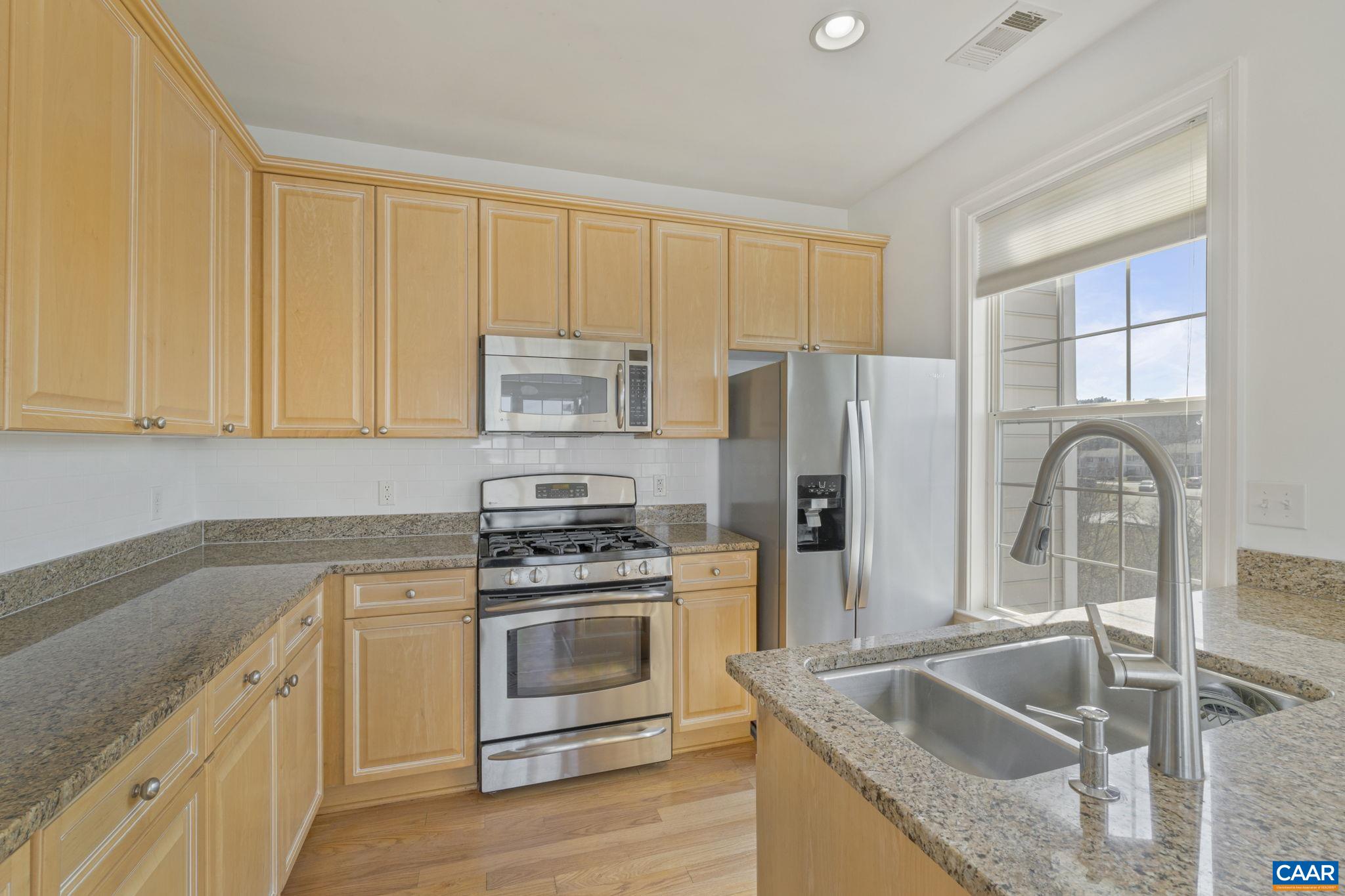 1051 GLENWOOD STATION LN Unit: 405