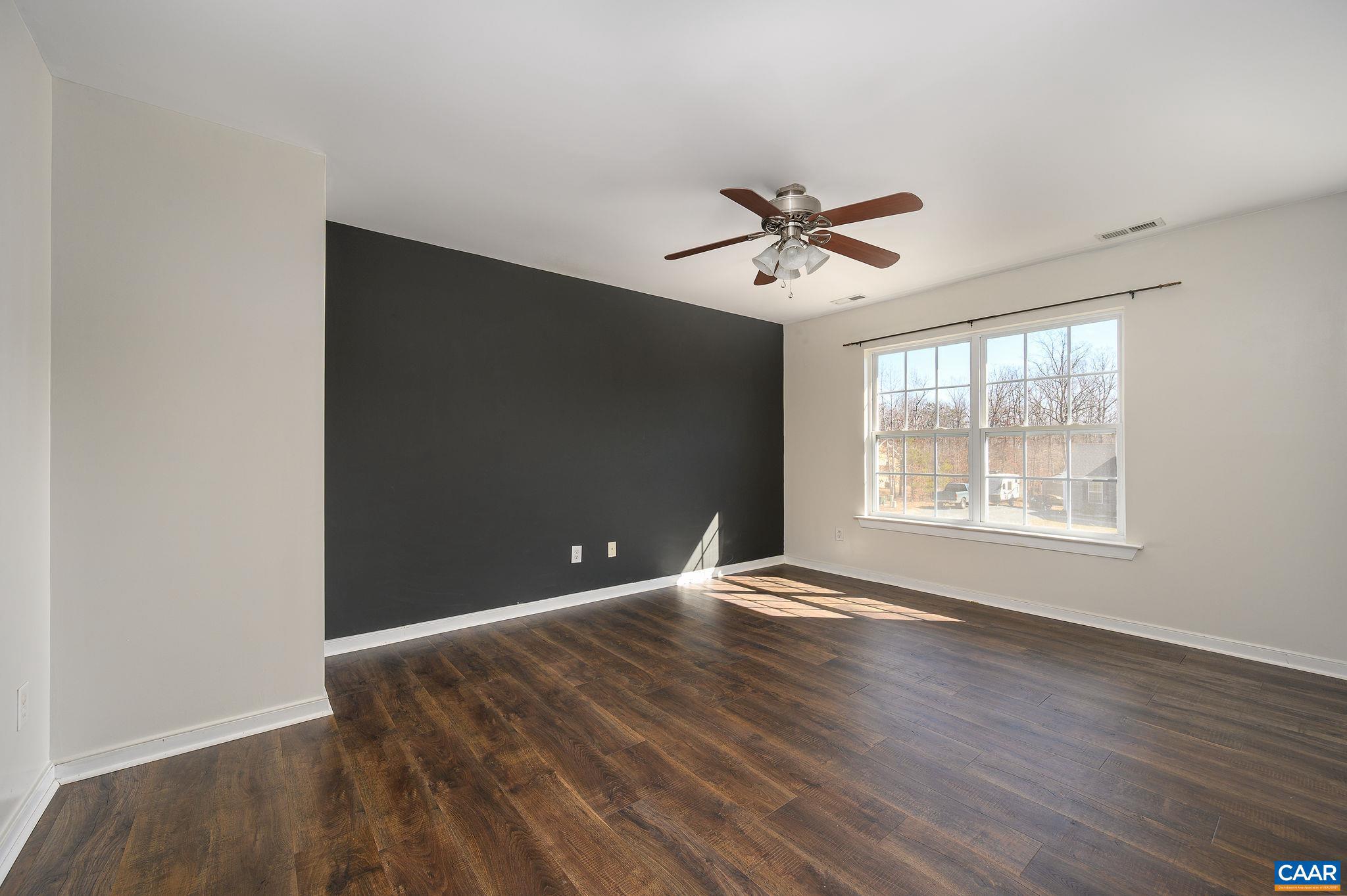 103 INDIGO LN