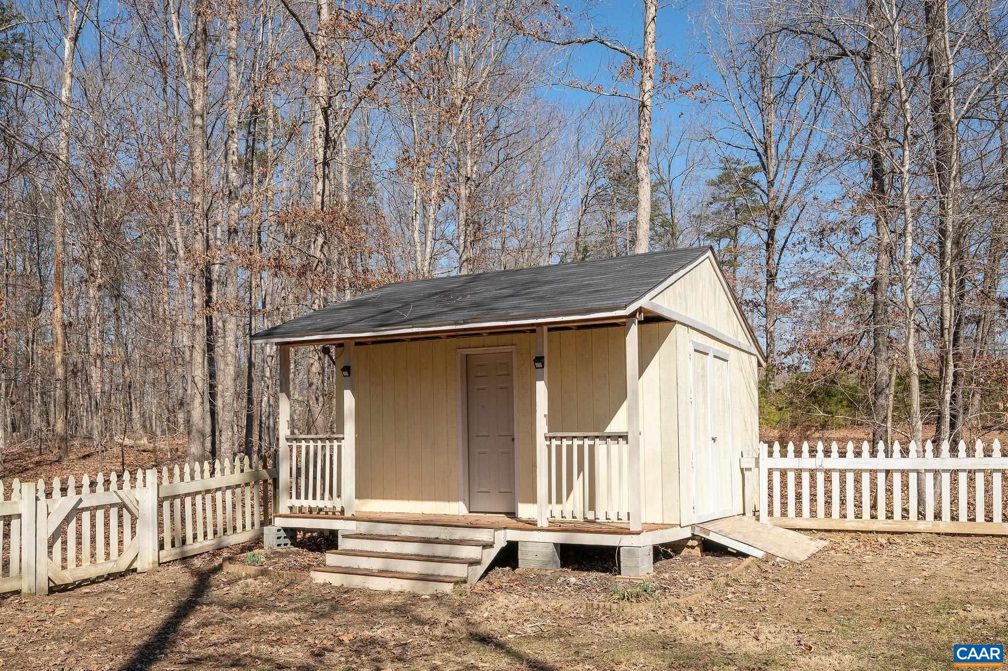 103 INDIGO LN