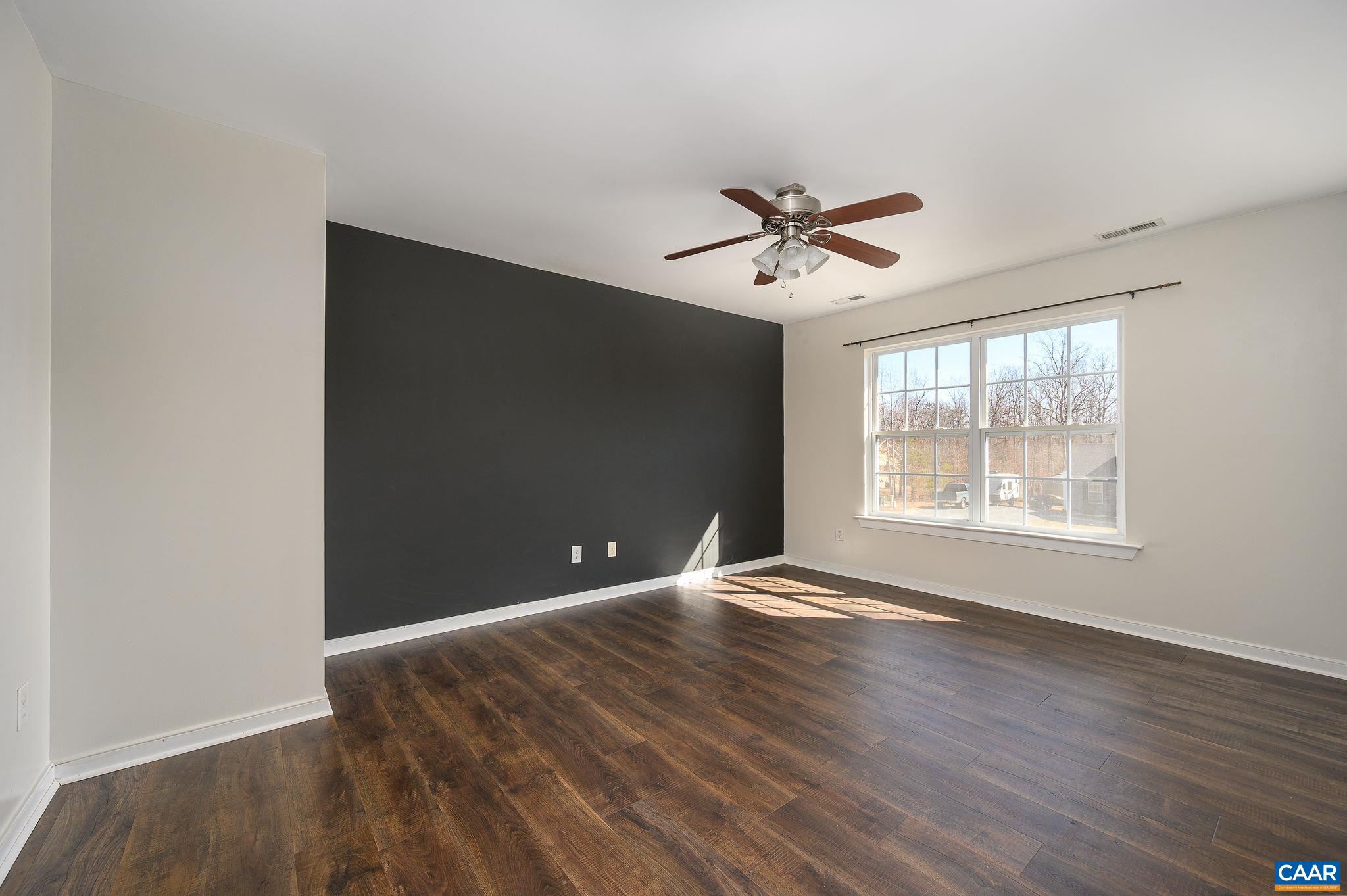 103 INDIGO LN