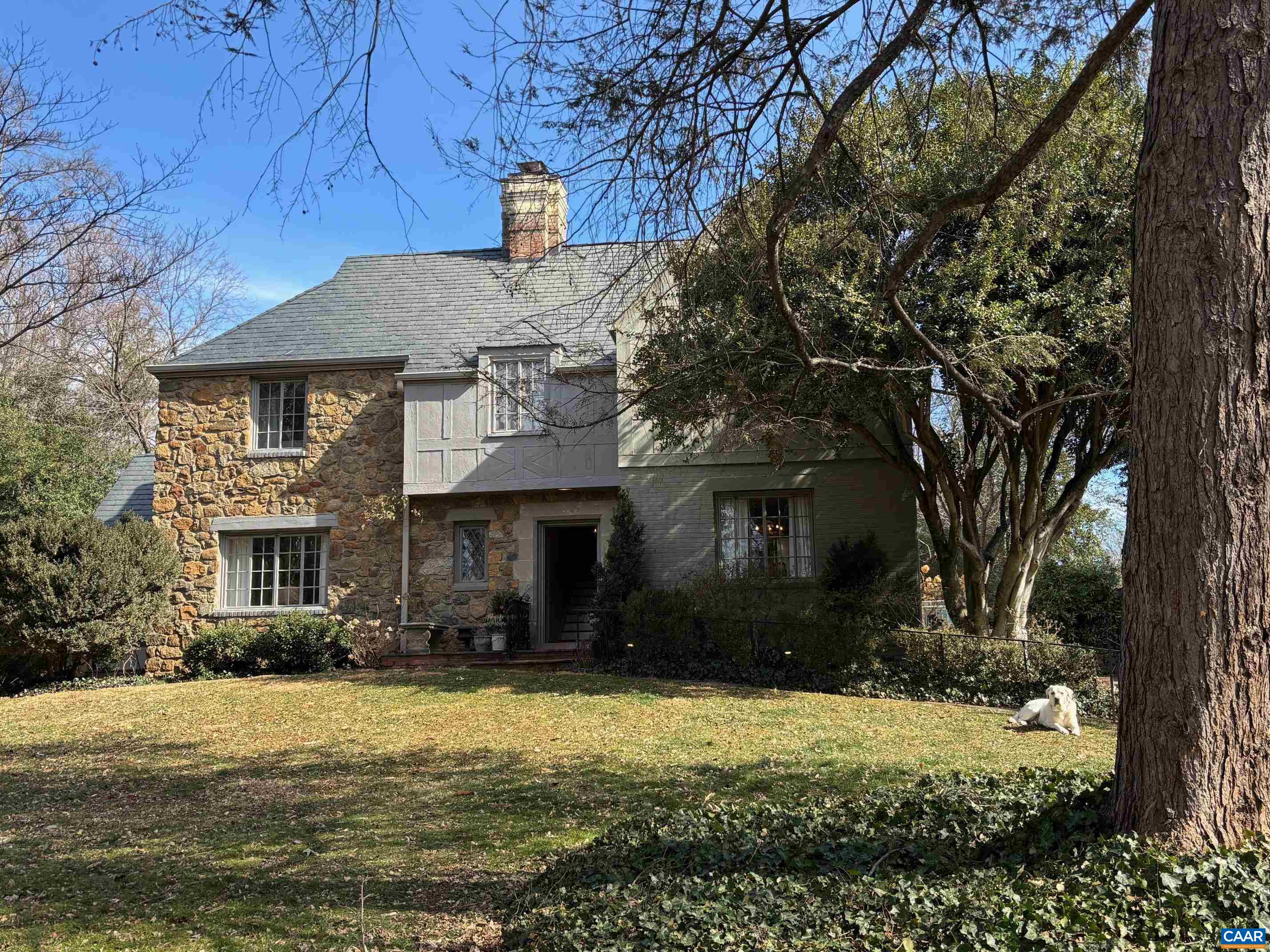 1879 WAYSIDE PL