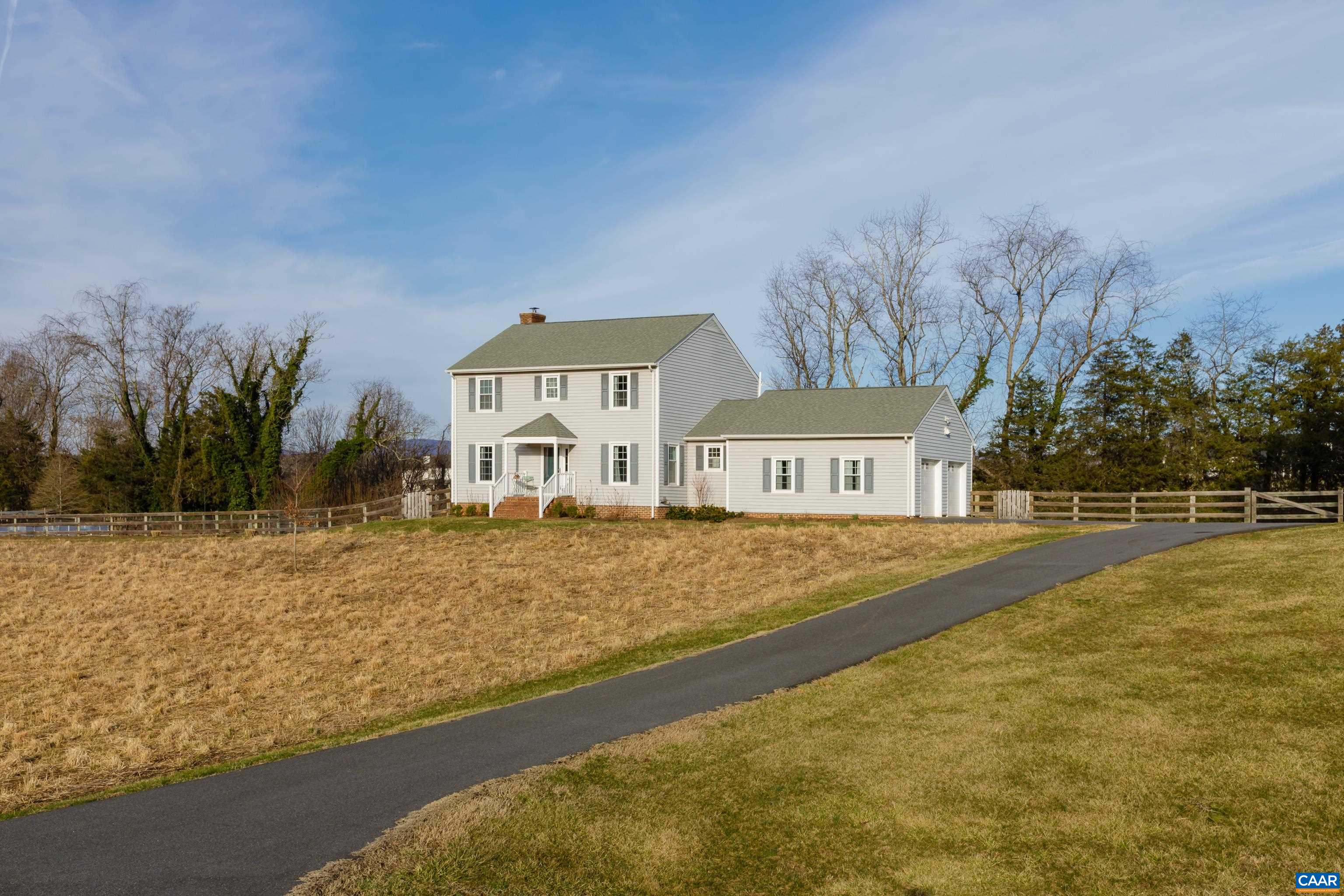 2706 DUNROMIN RD
