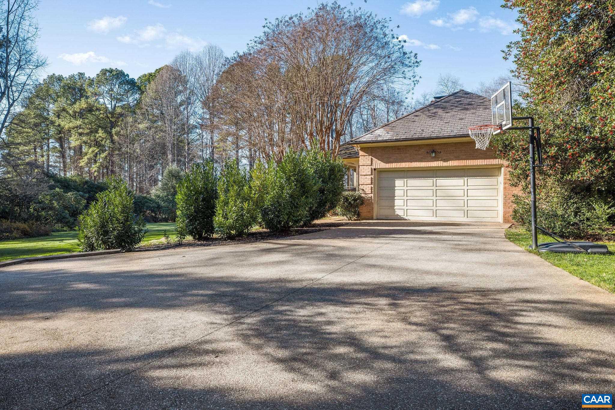 1520 Garth Gate Ln
