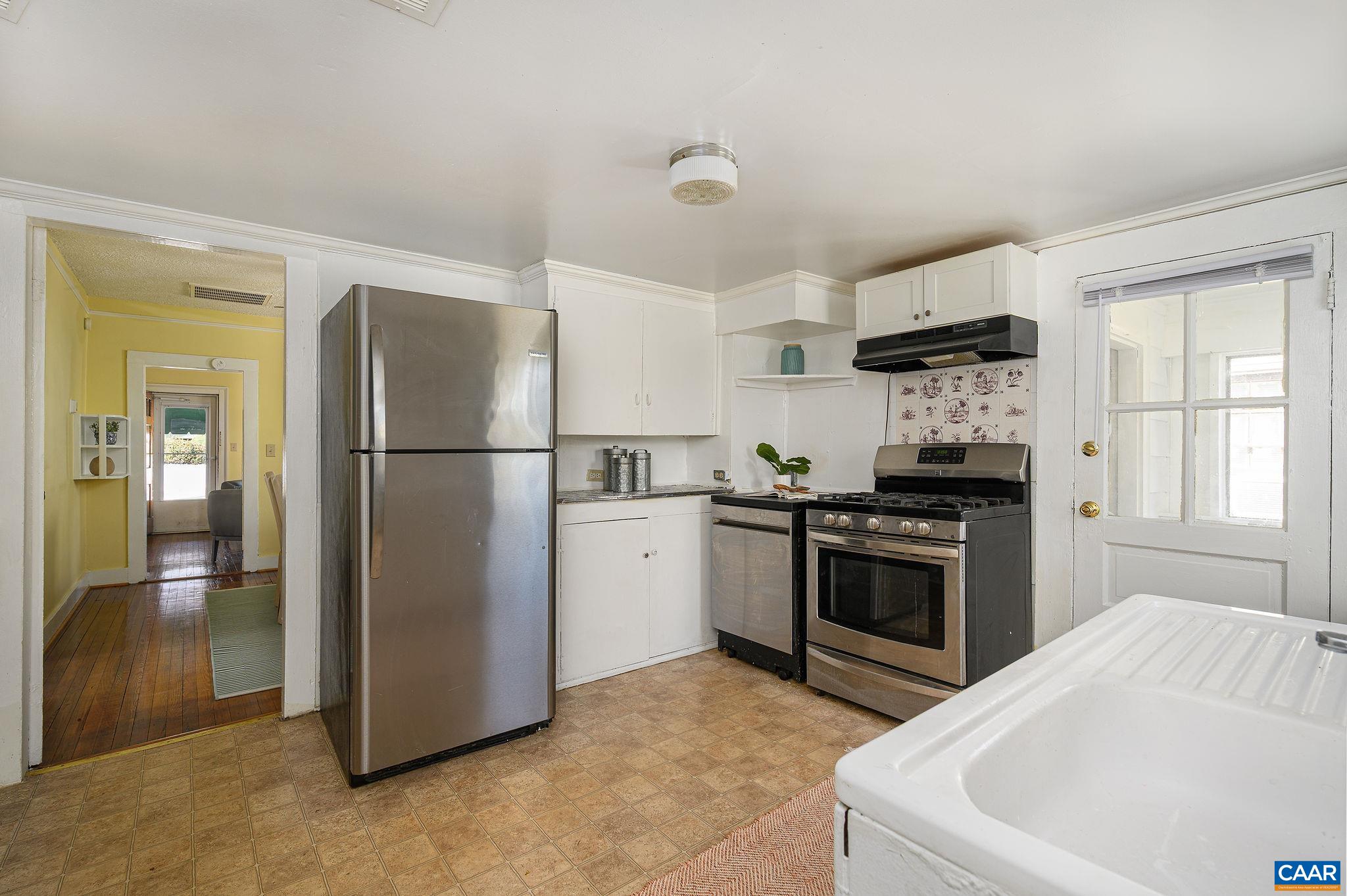 314 NW 10 1/2 ST
