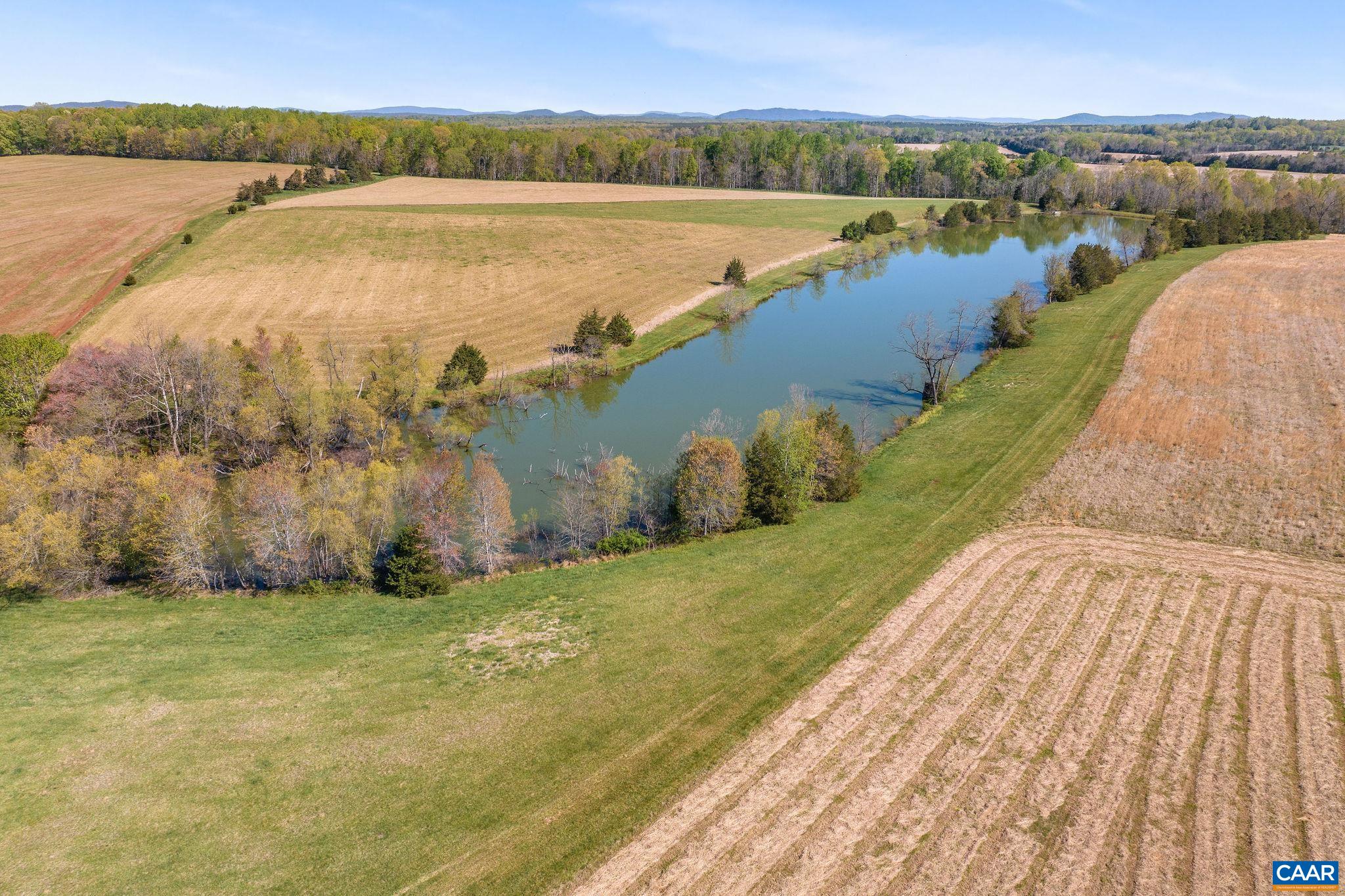 8199 Scottland Farm