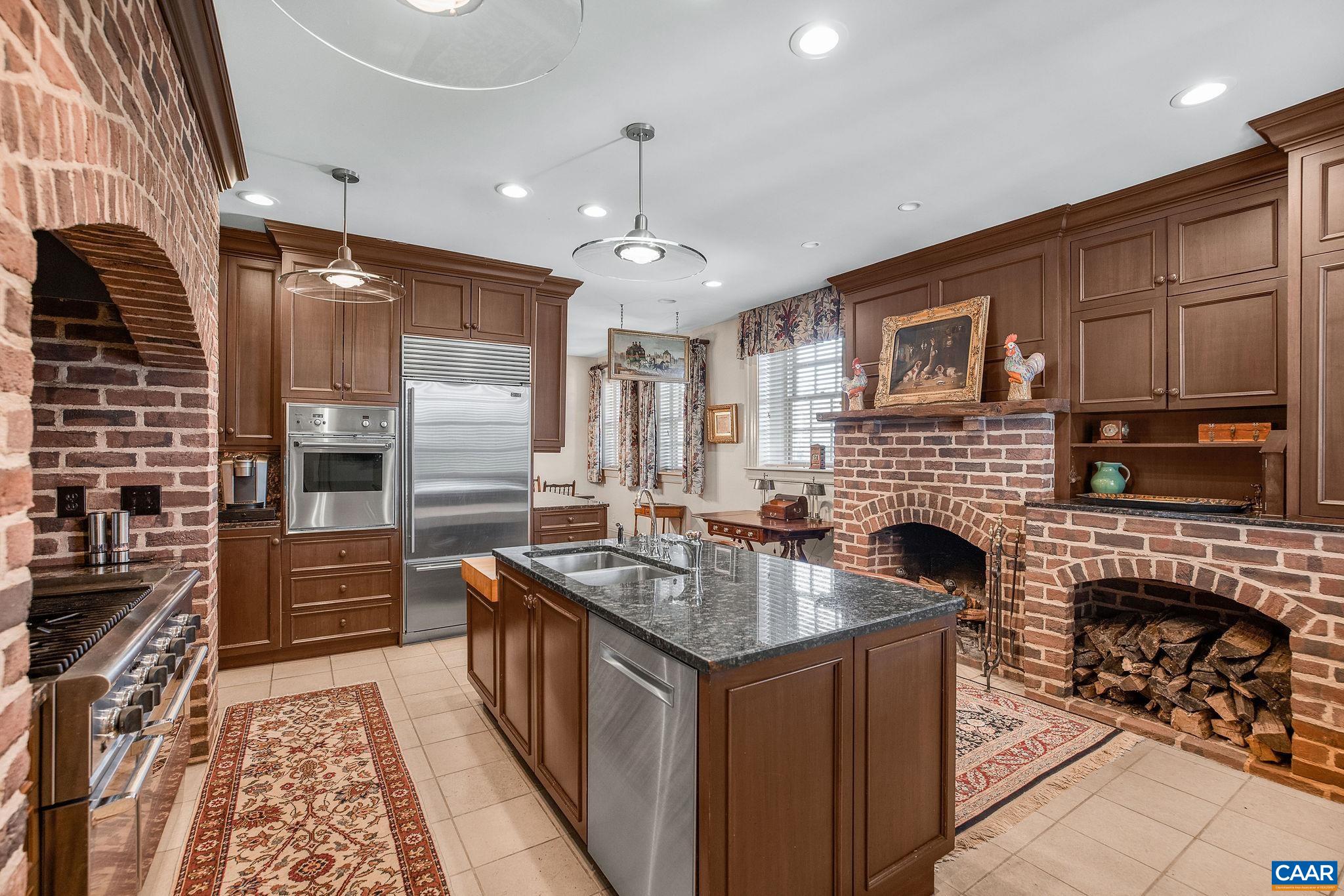 8199 Scottland Farm