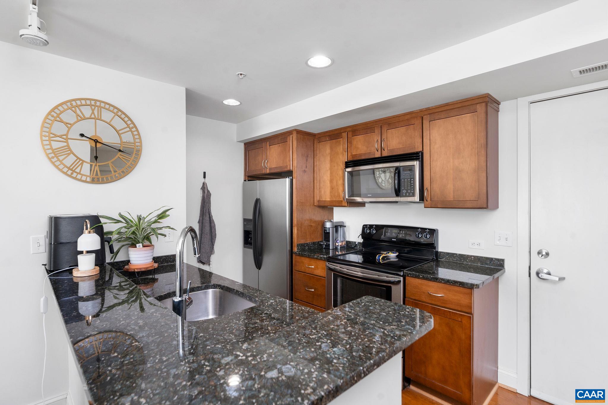 428 MONROE LN Unit: 306