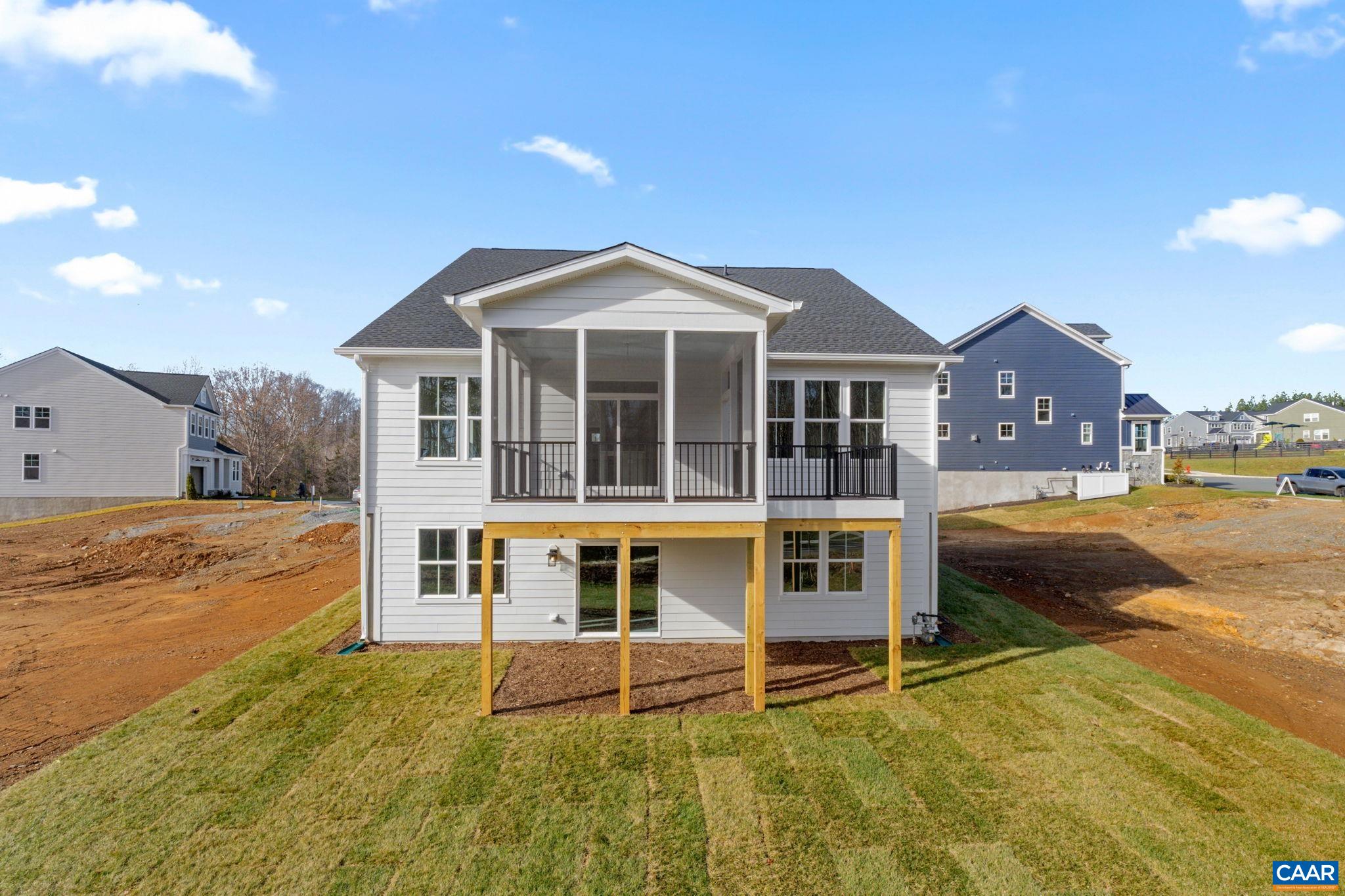 1222 LACONIA LN