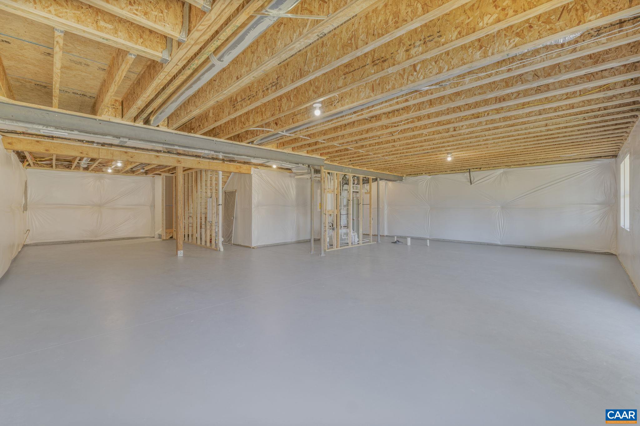 1222 LACONIA LN