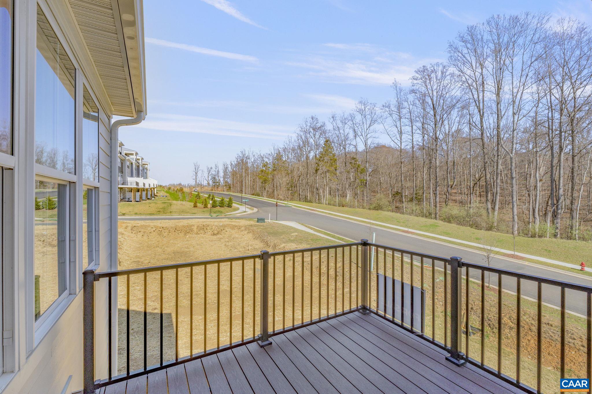 1222 LACONIA LN