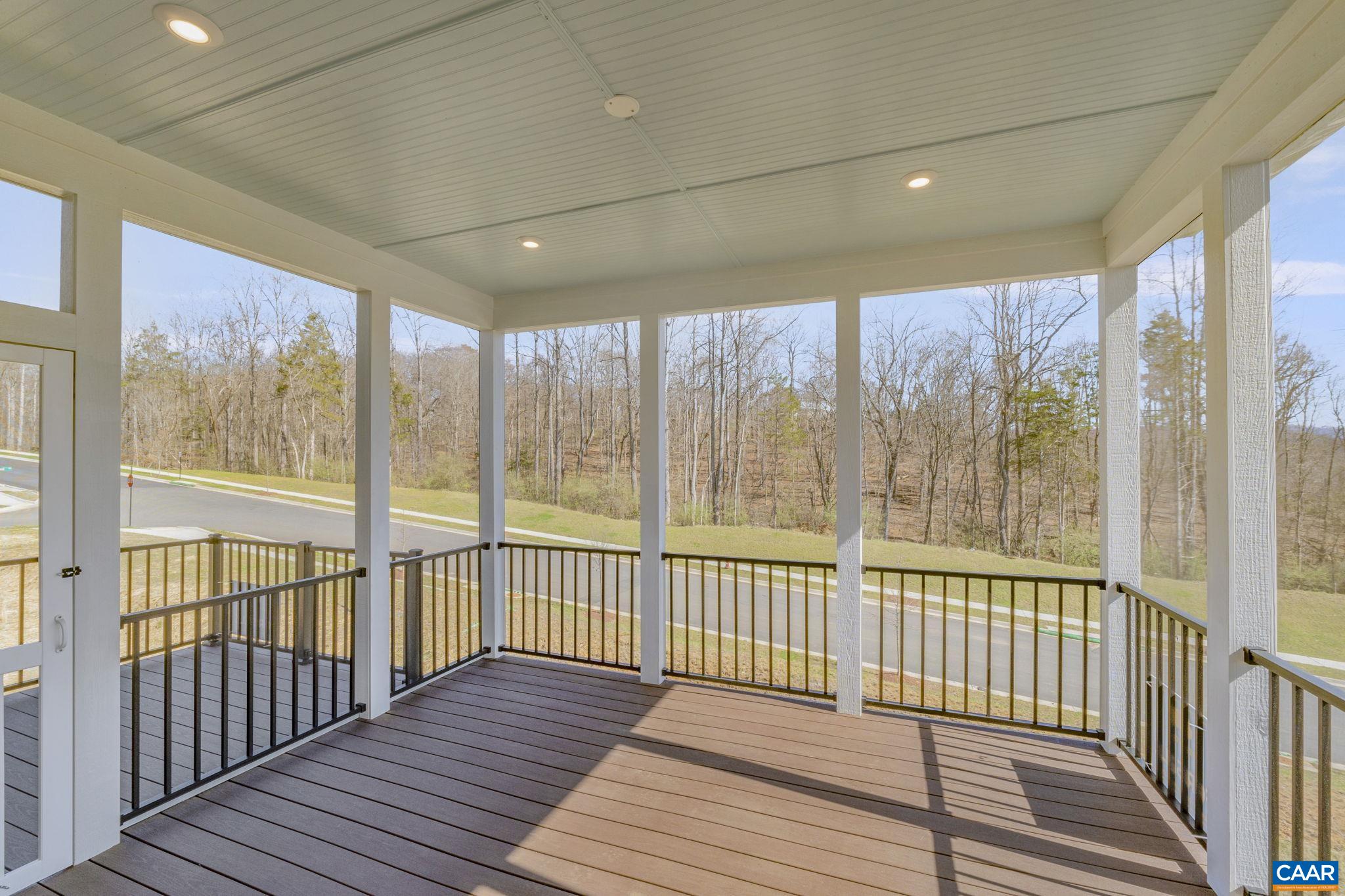 1222 LACONIA LN
