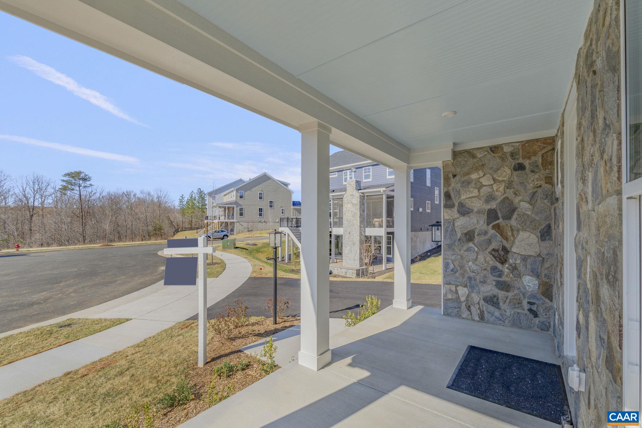 1222 LACONIA LN