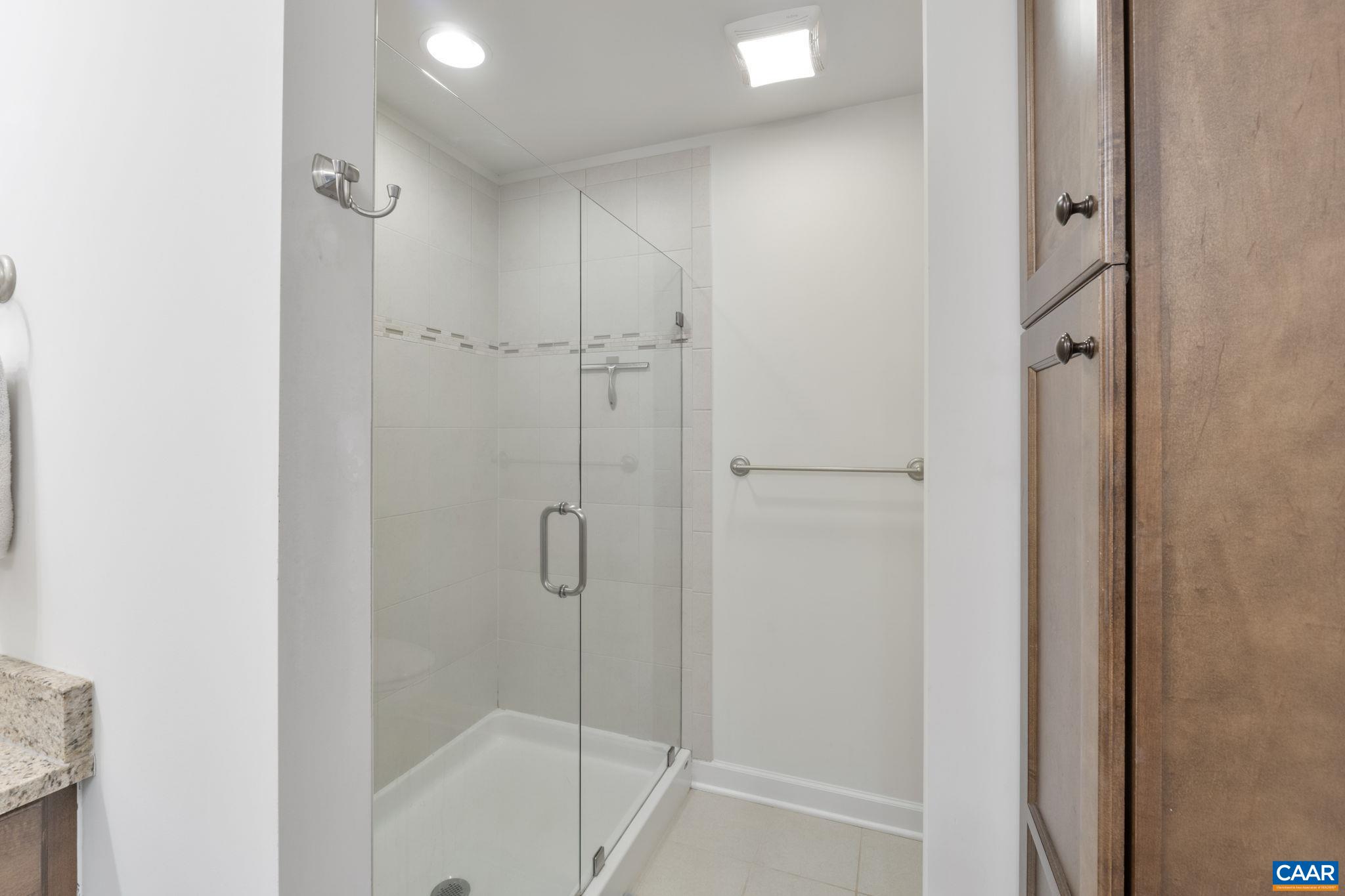2424 WINTHROP DR