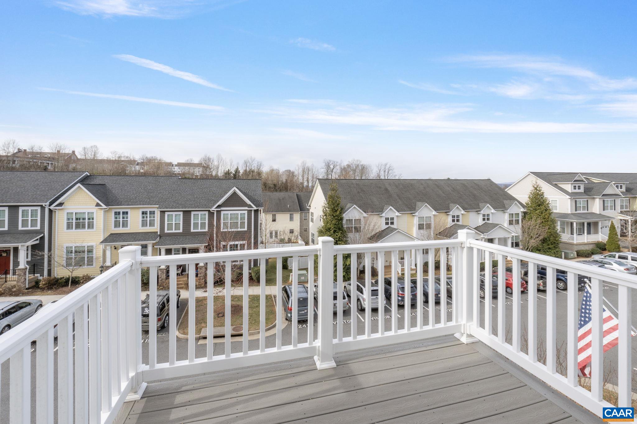2424 WINTHROP DR