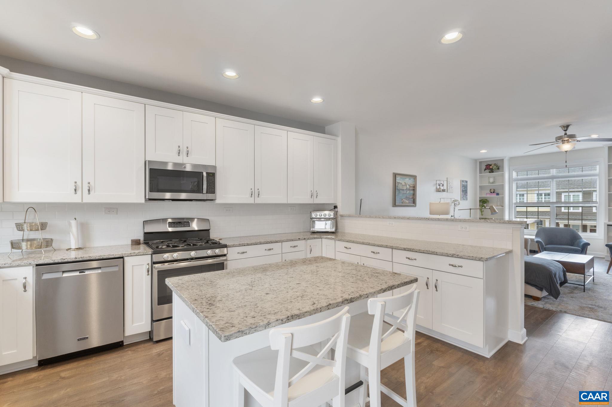 2424 WINTHROP DR