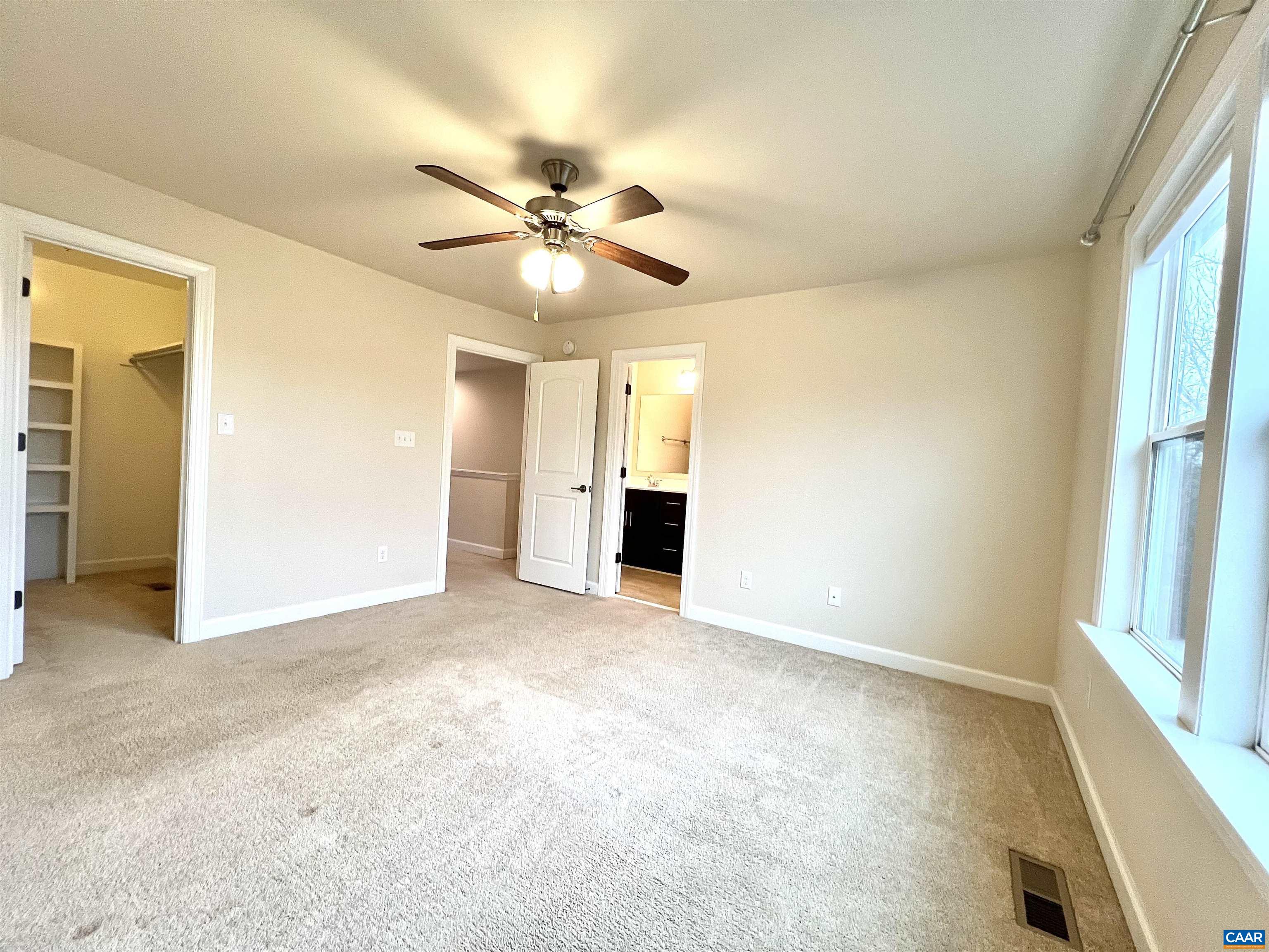 251 HUNTLEY AVE