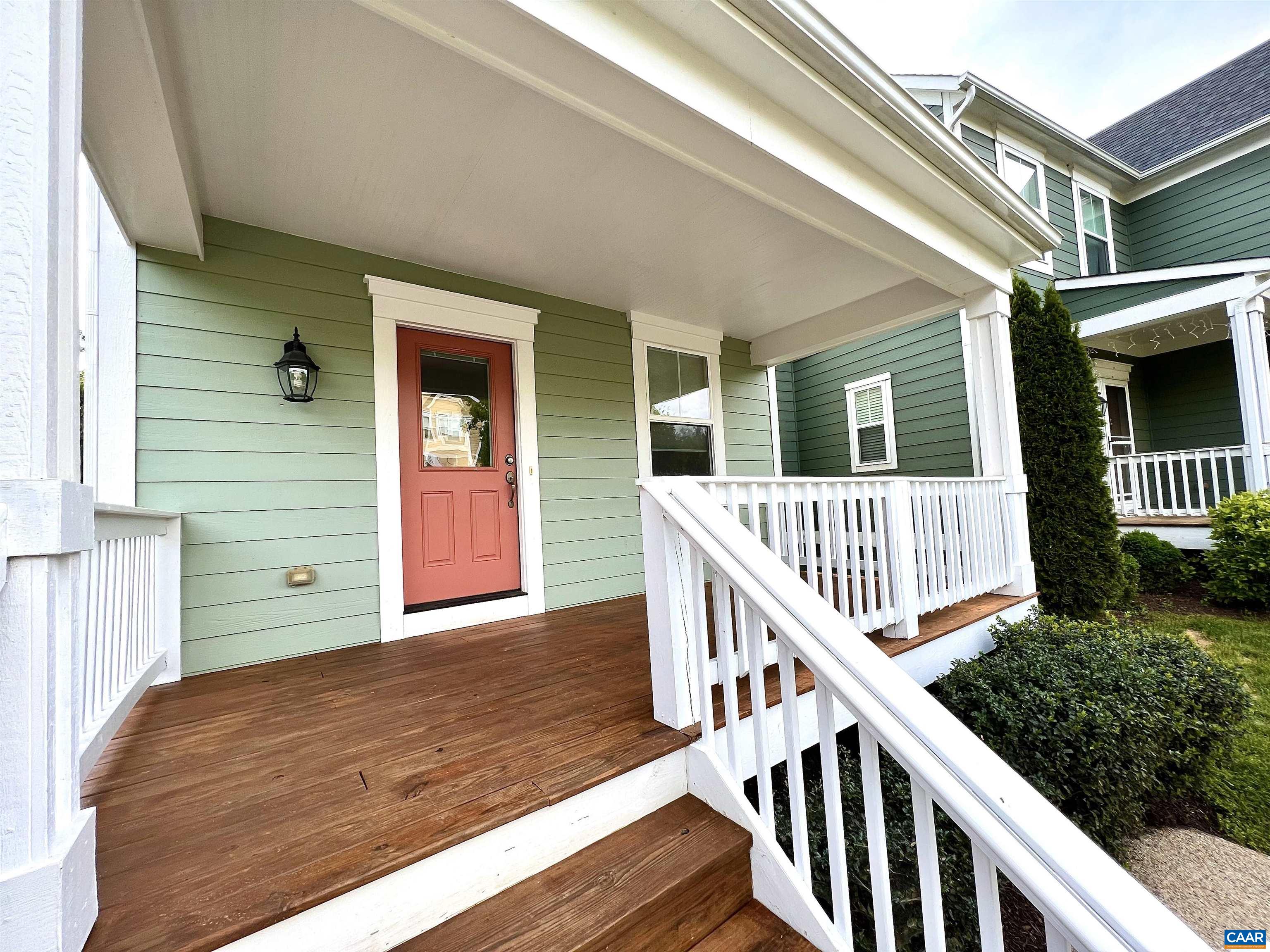 251 HUNTLEY AVE