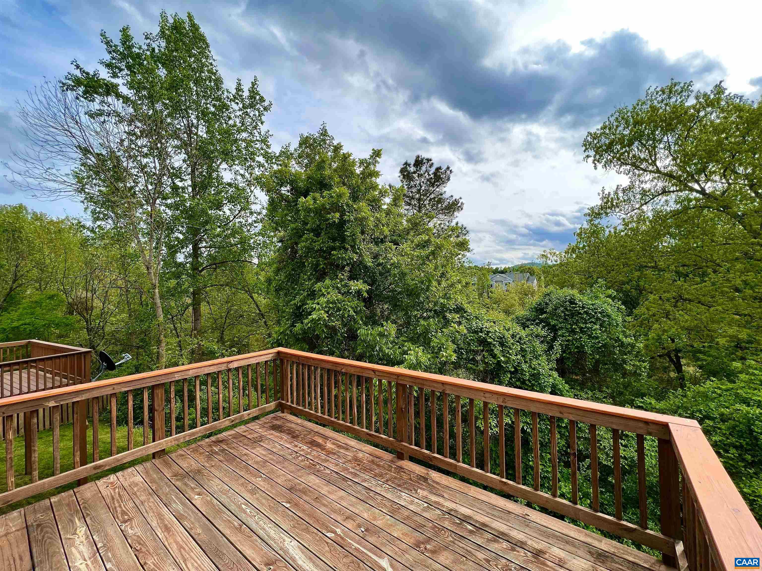 251 HUNTLEY AVE
