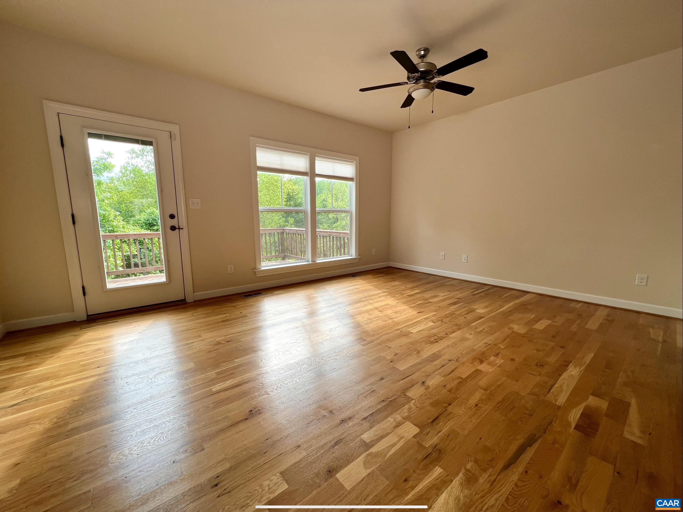 251 HUNTLEY AVE