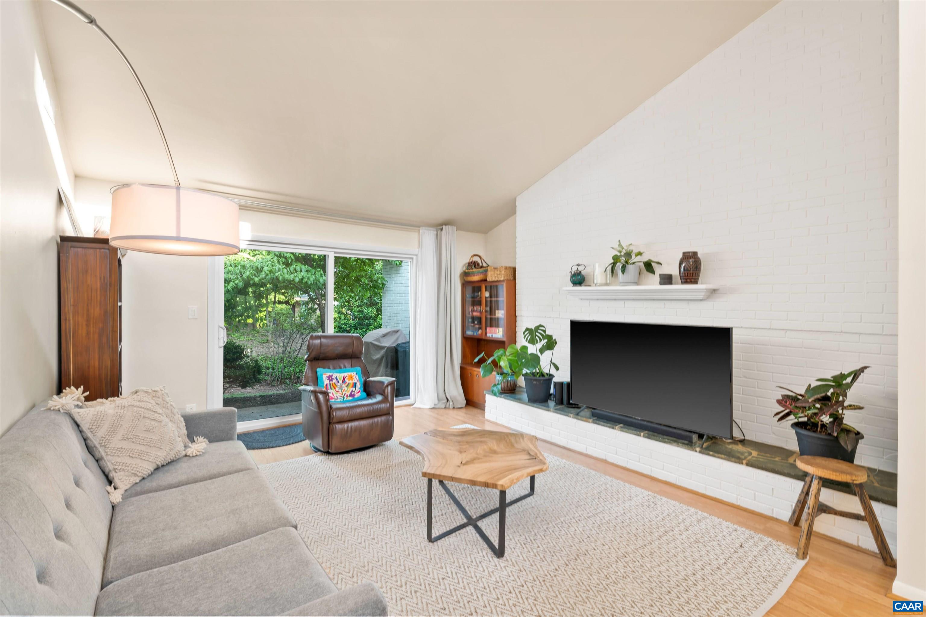326 HARVEST DR