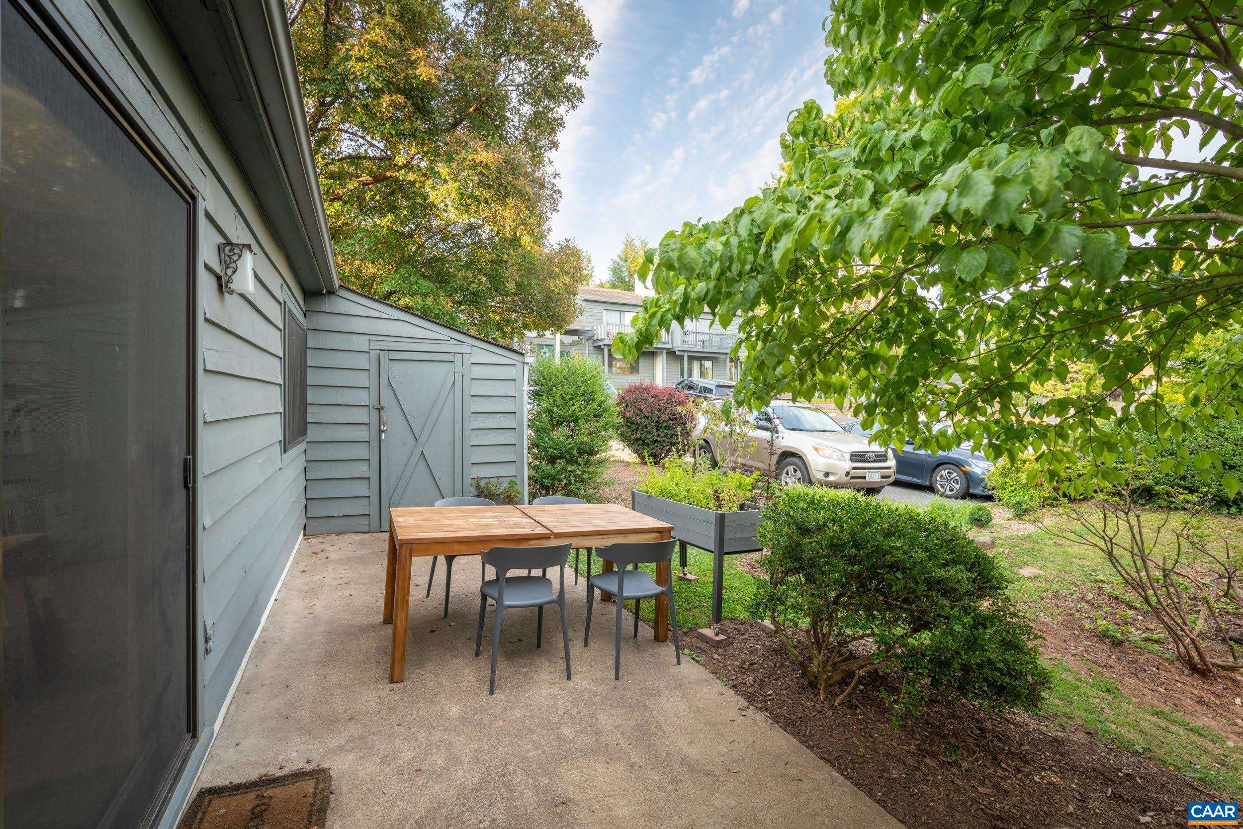 326 HARVEST DR