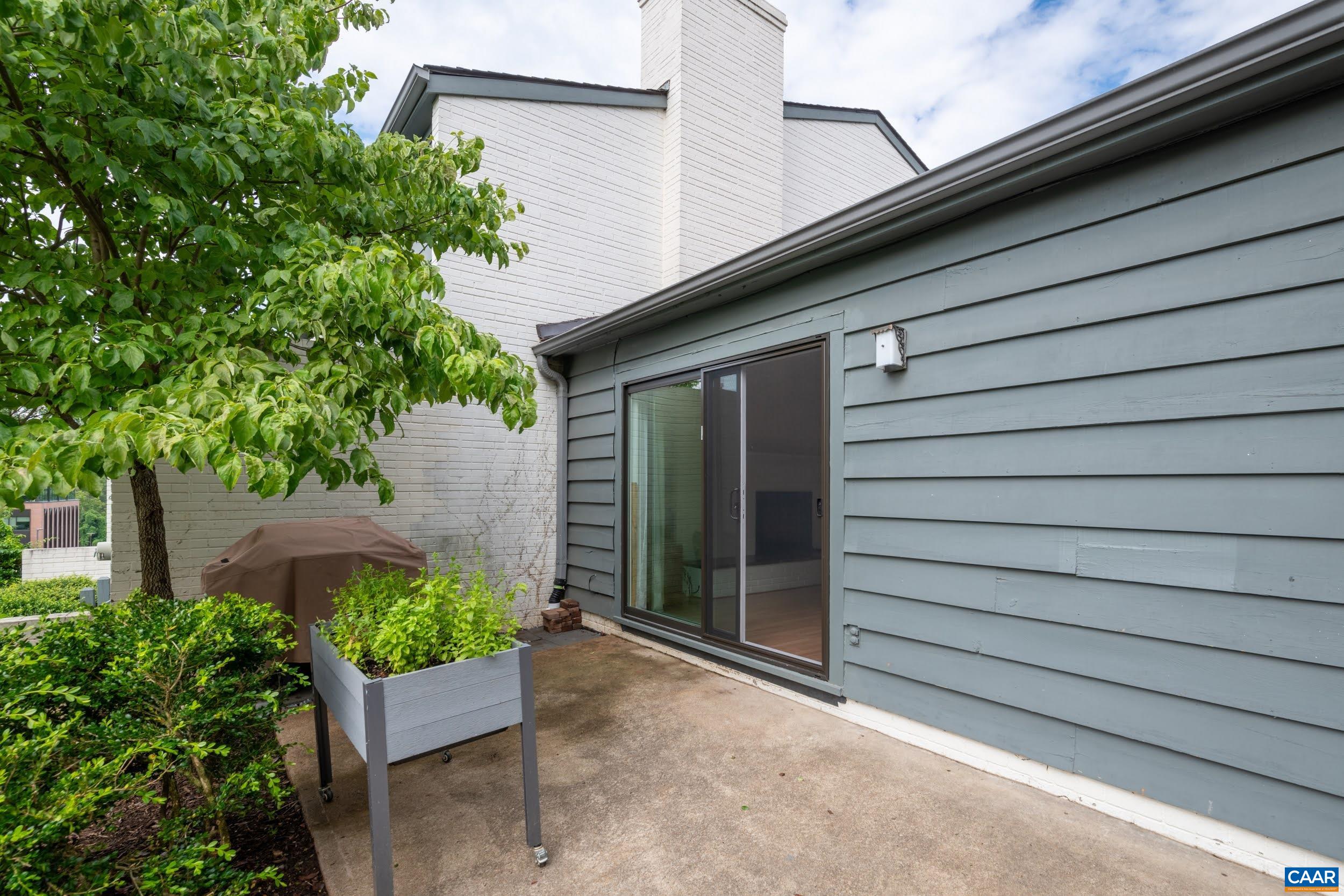 326 HARVEST DR